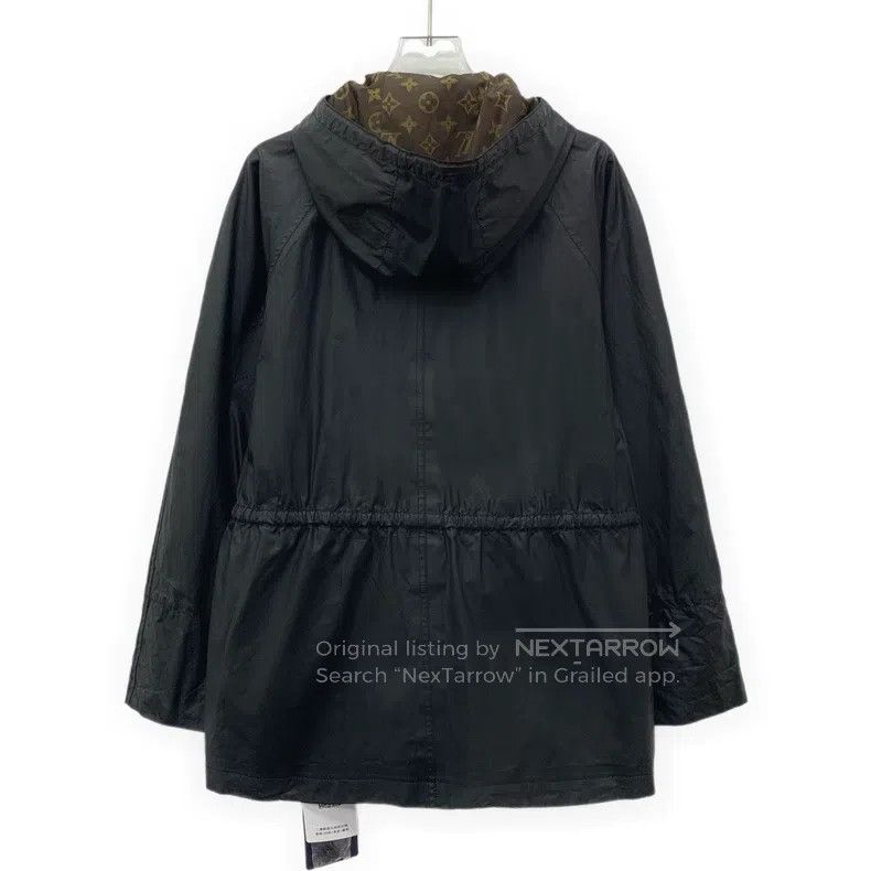 Louis Vuitton Louis Vuitton 24 Long Sleeve Jacket with Black logo logo c Size XS / US 0-2 / IT 36-38 - 2 Thumbnail