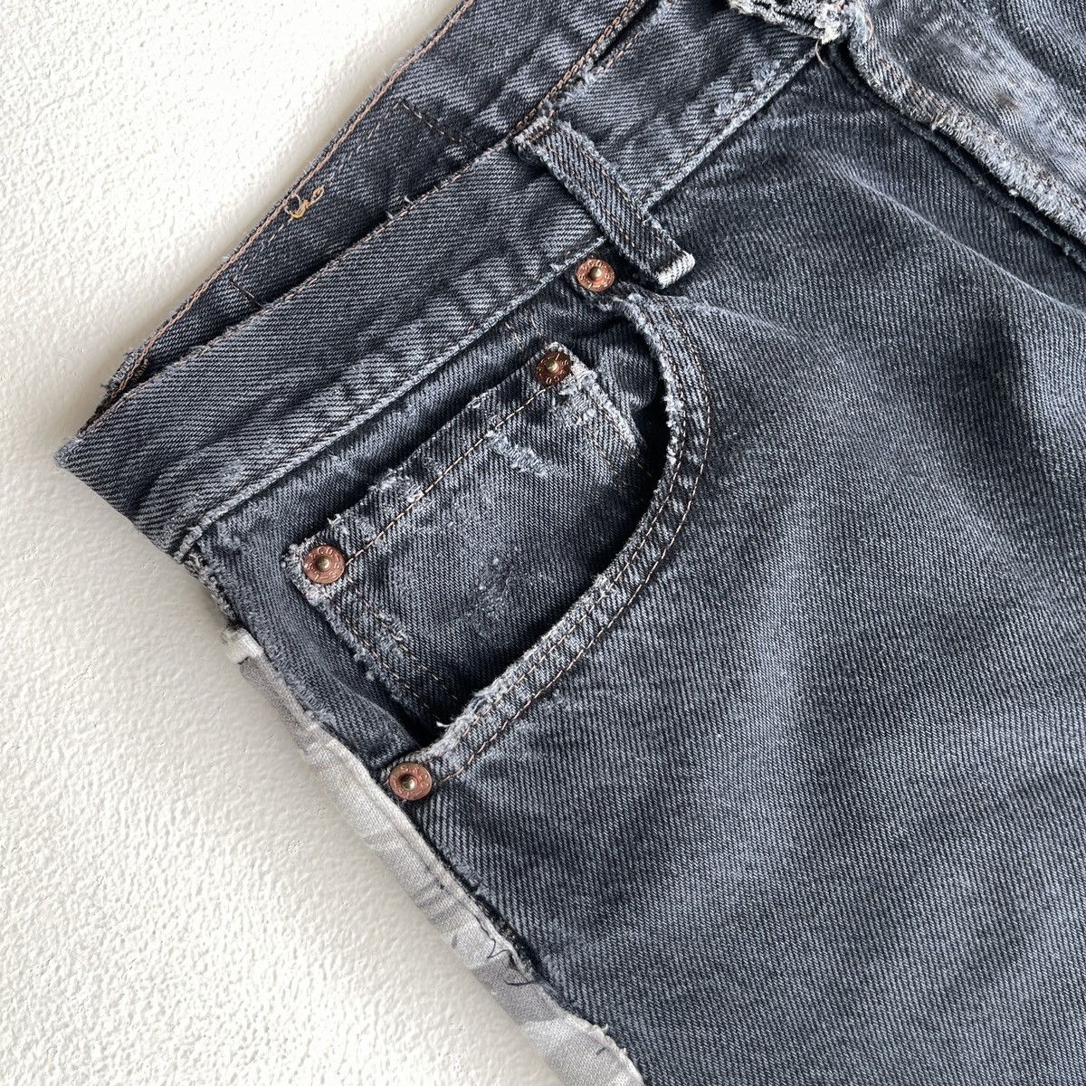 Levi's 90s Levi’s 501 Reworked Neighborhood Tiger Camo Mickey Denim Size US 34 / EU 50 - 6 Thumbnail