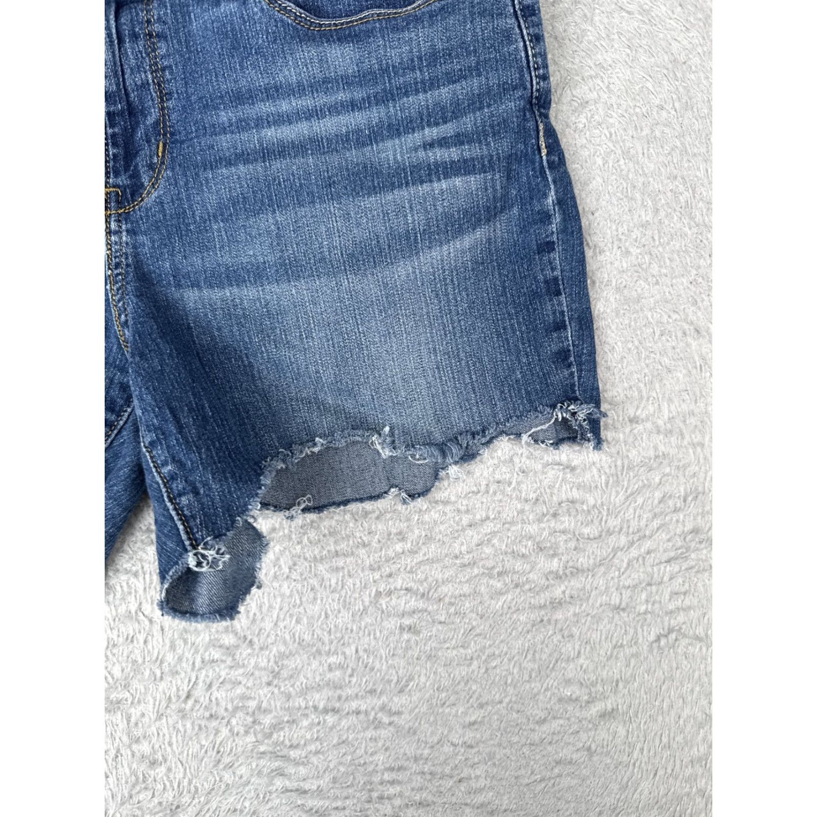 Levi's Signature By Levi Strauss & Co Shorts Womens 14 W32 Blue Denim Cutoff Frayed Hem Size 36" / US 14 / IT 50 - 2 Thumbnail