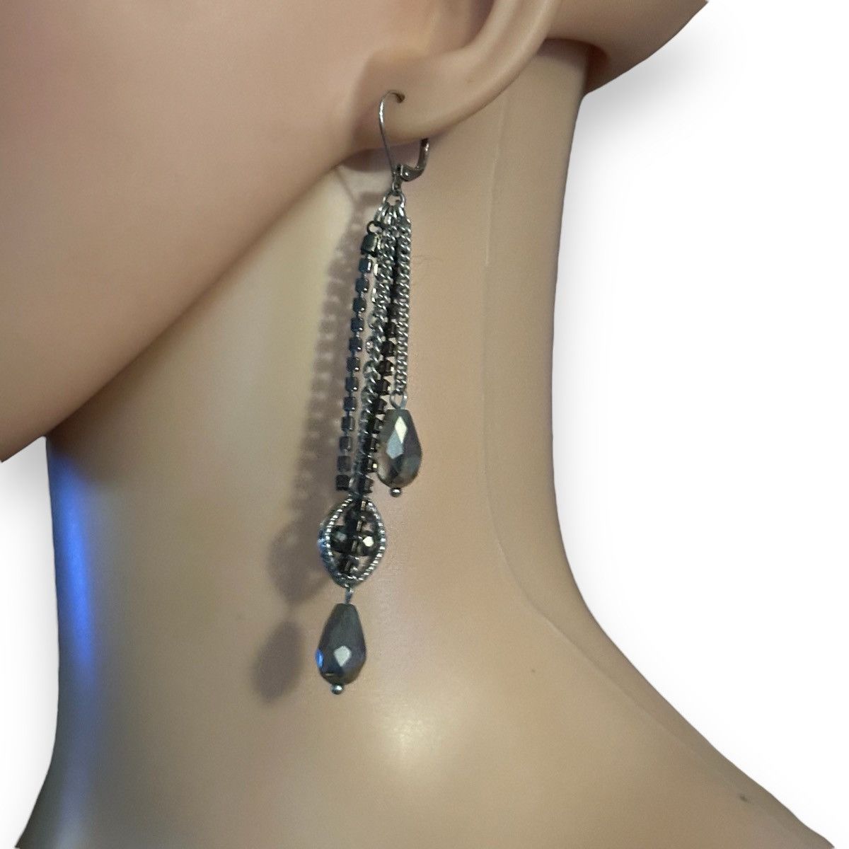 Other Multi strand rhinestone and bead chain dangle earrings Size ONE SIZE - 3 Thumbnail