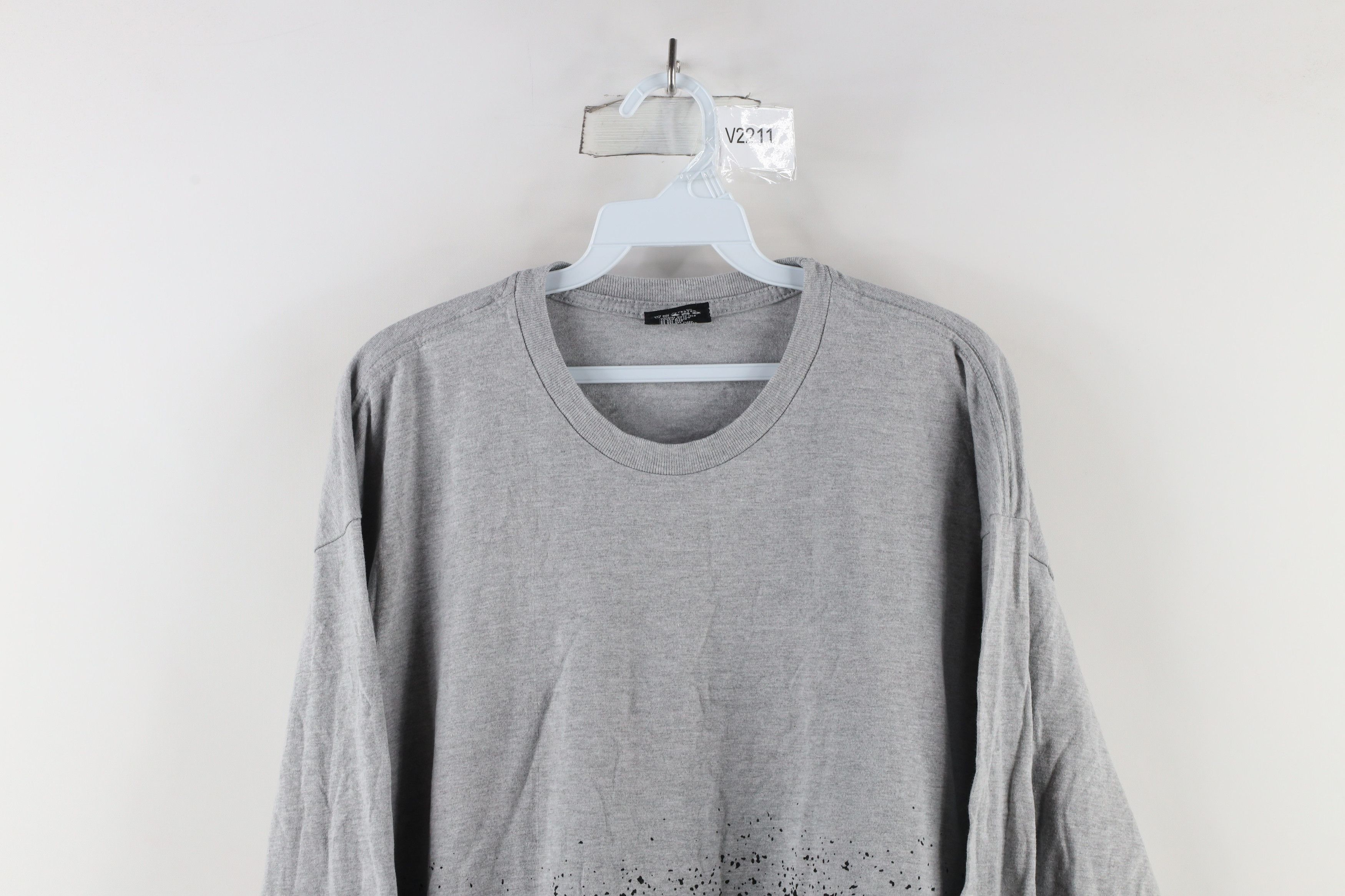 Undefeated × Vintage Vintage Undefeated Skateboard Streetwear Long Sleeve T-Shirt Size US XL / EU 56 / 4 - 2 Thumbnail