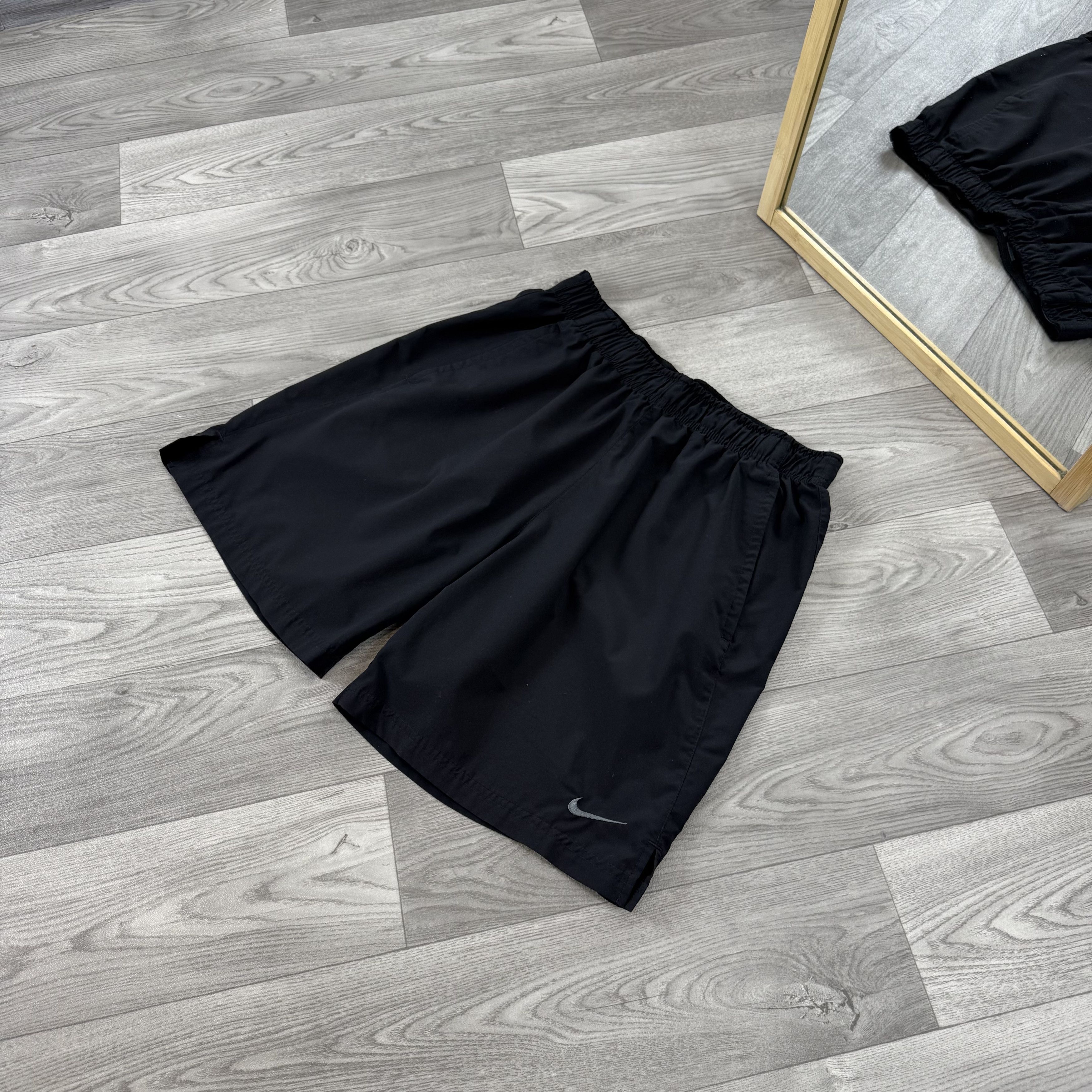 Nike Nike Dri-Fit Nylon Sportswear Black Gym Shorts L Size US 34 / EU 50 - 3 Thumbnail
