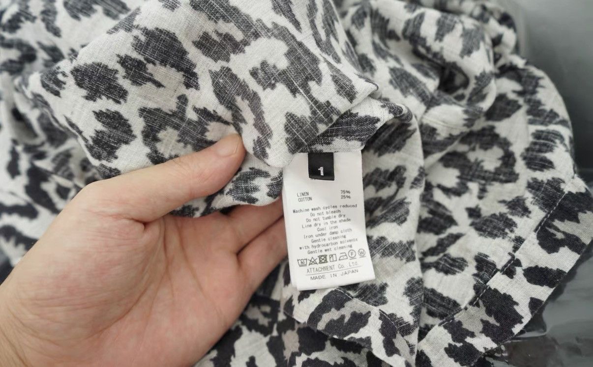 Kazuyuki Kumagai Attachment Kazuyuki Tiger Print Blend Short Sleeve Shirt Size US S / EU 44-46 / 1 - 7 Thumbnail