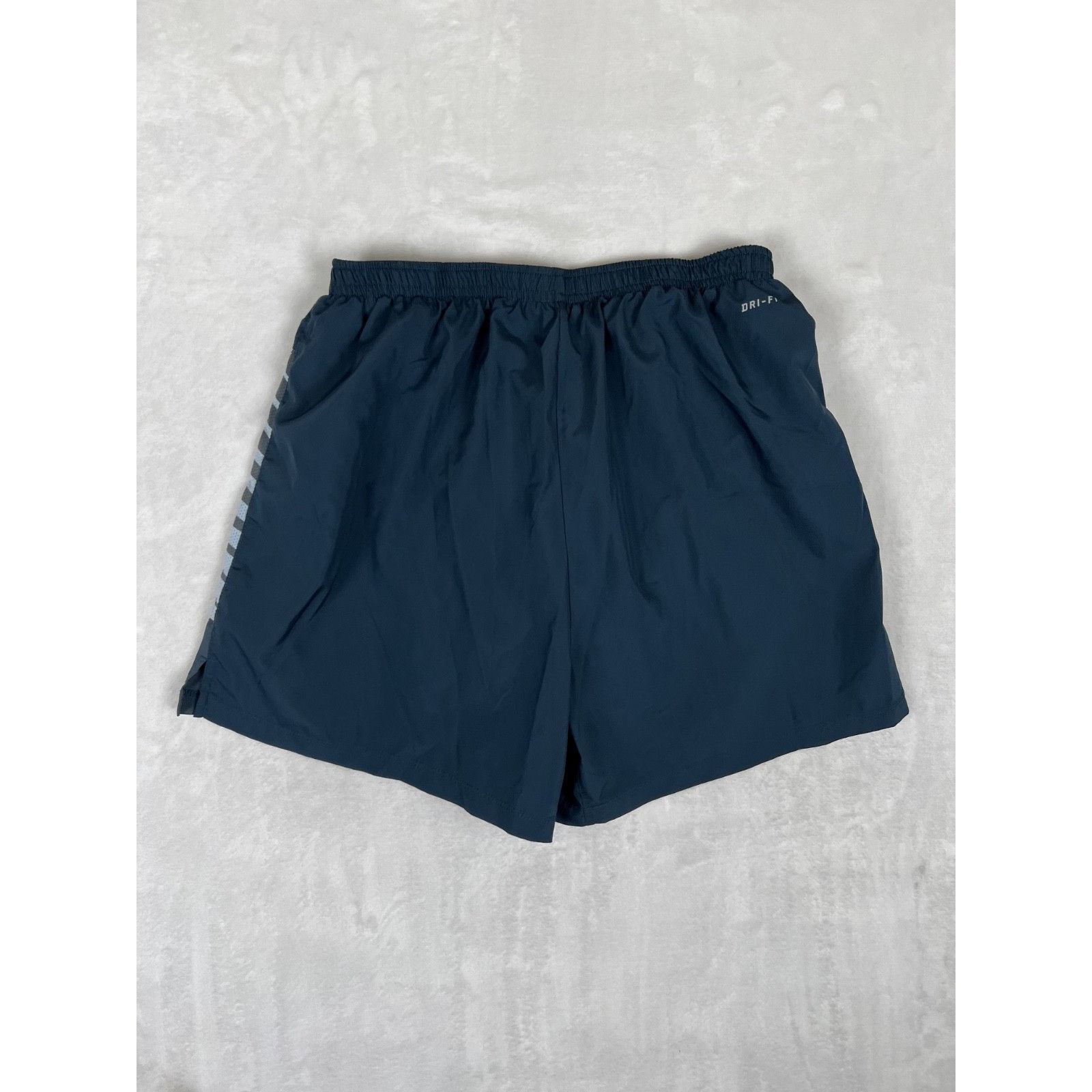 Nike Nike Dri-Fit Running Shorts Women's Size Large Blue Green At Size 28" / US 6 / IT 42 - 7 Thumbnail