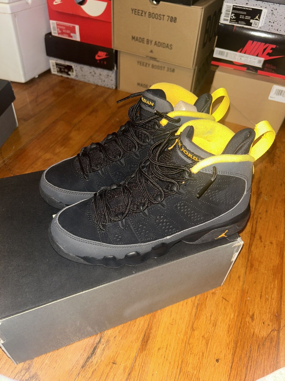 University Gold 9 Retro (GS)