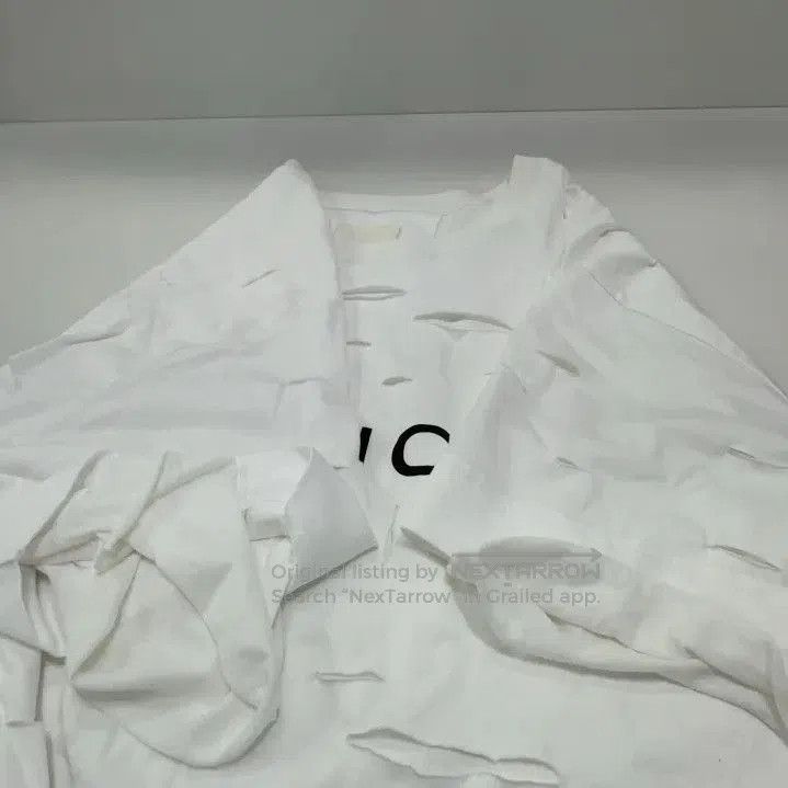 Givenchy Givenchy SS23 Logo Print Distressed Short Sleeve T-Shirt. Size US L / EU 52-54 / 3 - 7 Thumbnail