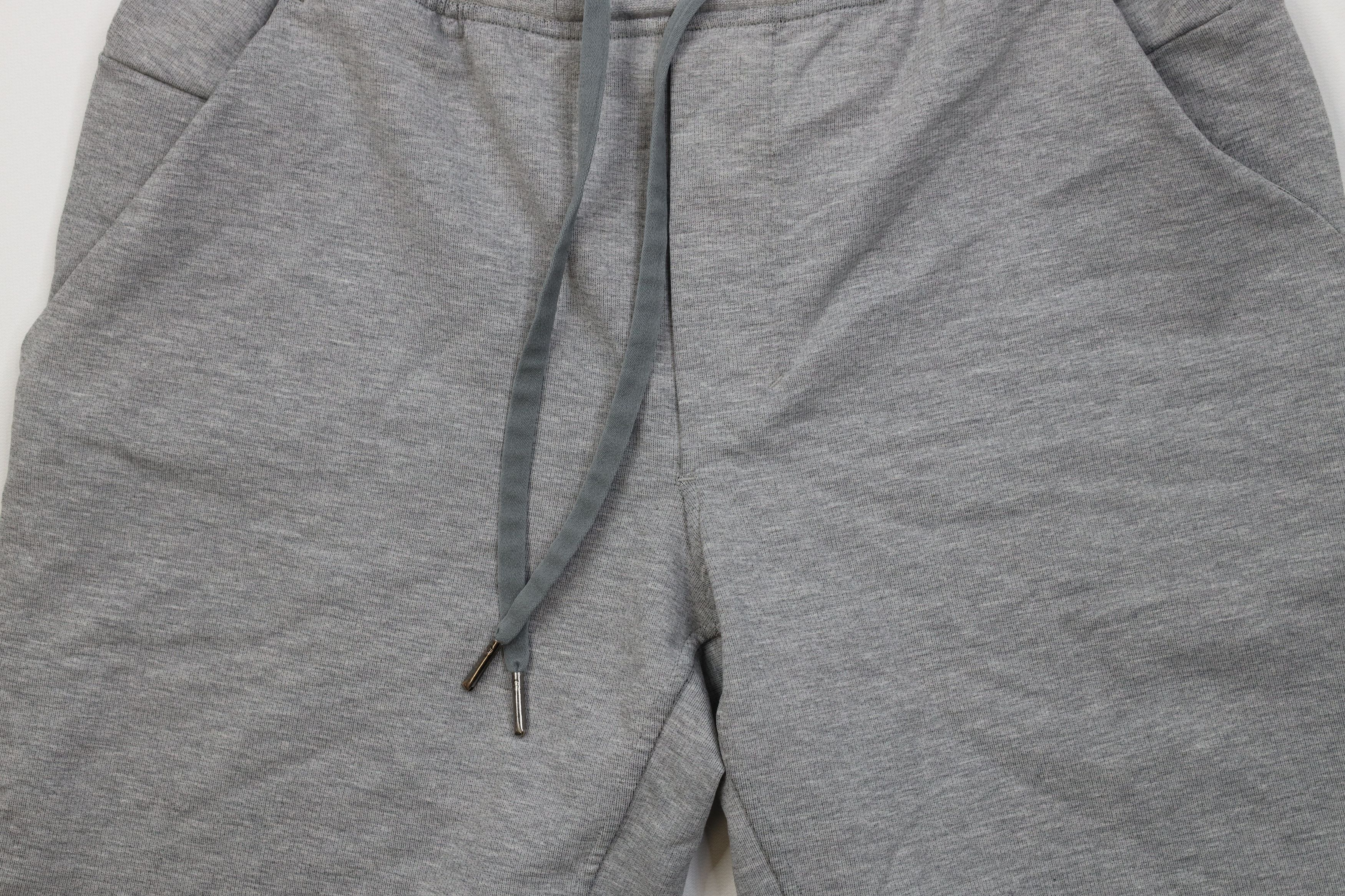 Lululemon Lululemon Above Knee City Sweat Shorts Heather Gray 9" Size US 30 / EU 46 - 3 Thumbnail