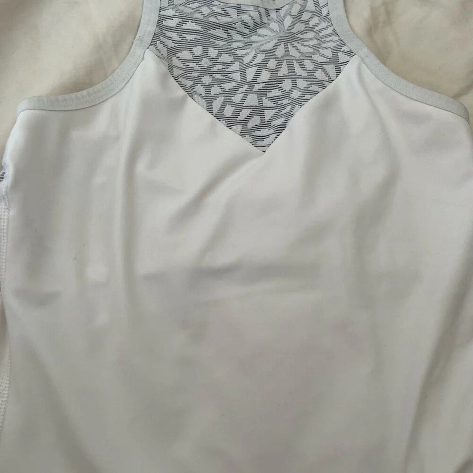 Beyond Yoga Beyond Yoga racer back top, size XS Size XS / US 0-2 / IT 36-38 - 1 Thumbnail