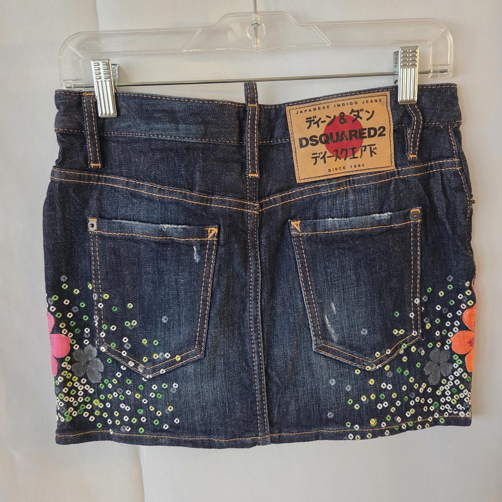 Dsquared2 DSQUARED2 Floral Appliqué Denim Skirt - Size 38 Size 30" / US 8 / IT 44 - 5 Thumbnail