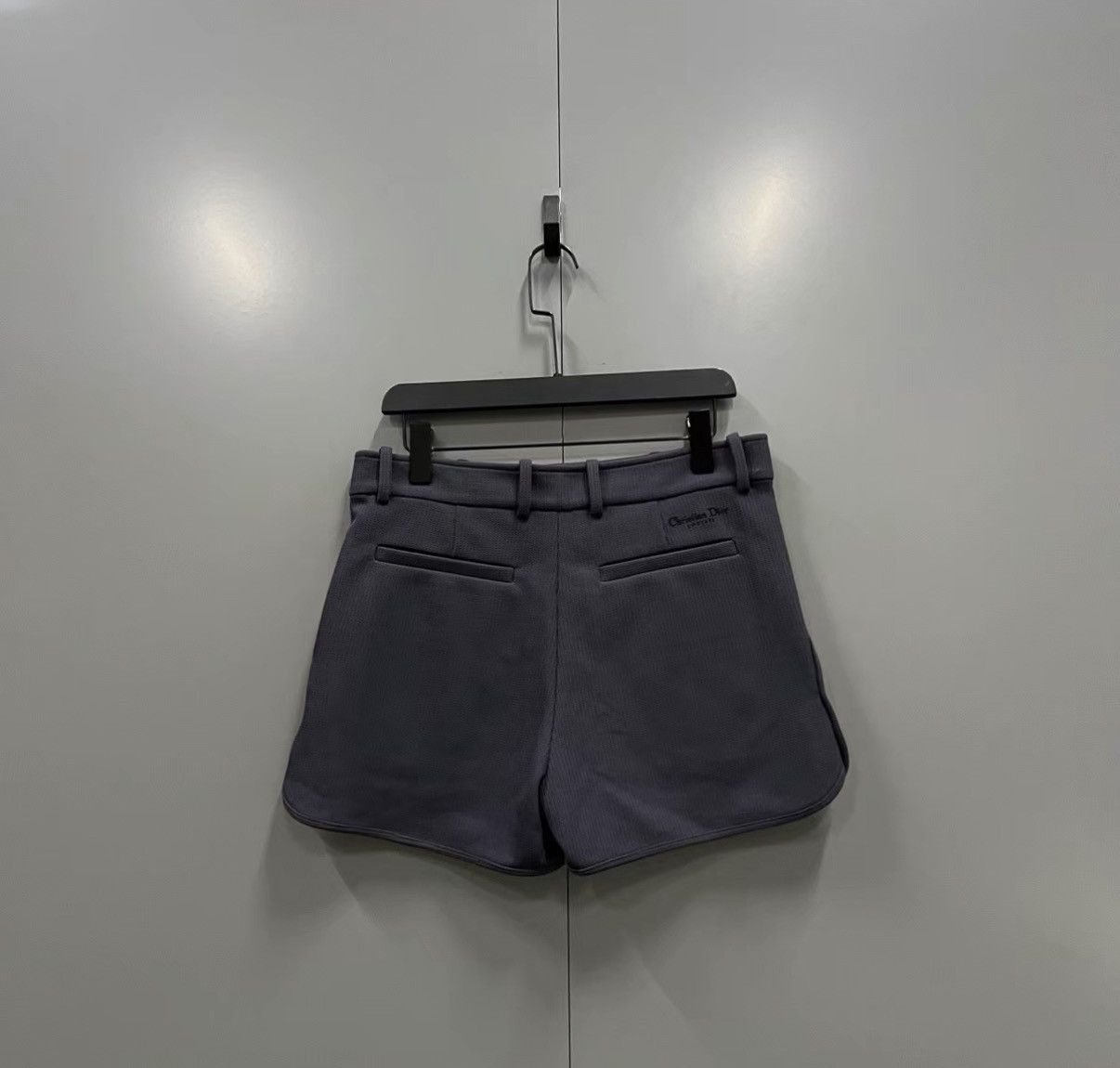 Dior Dior Solid Color Embroidered Shorts J41 Size US 34 / EU 50 - 2 Thumbnail