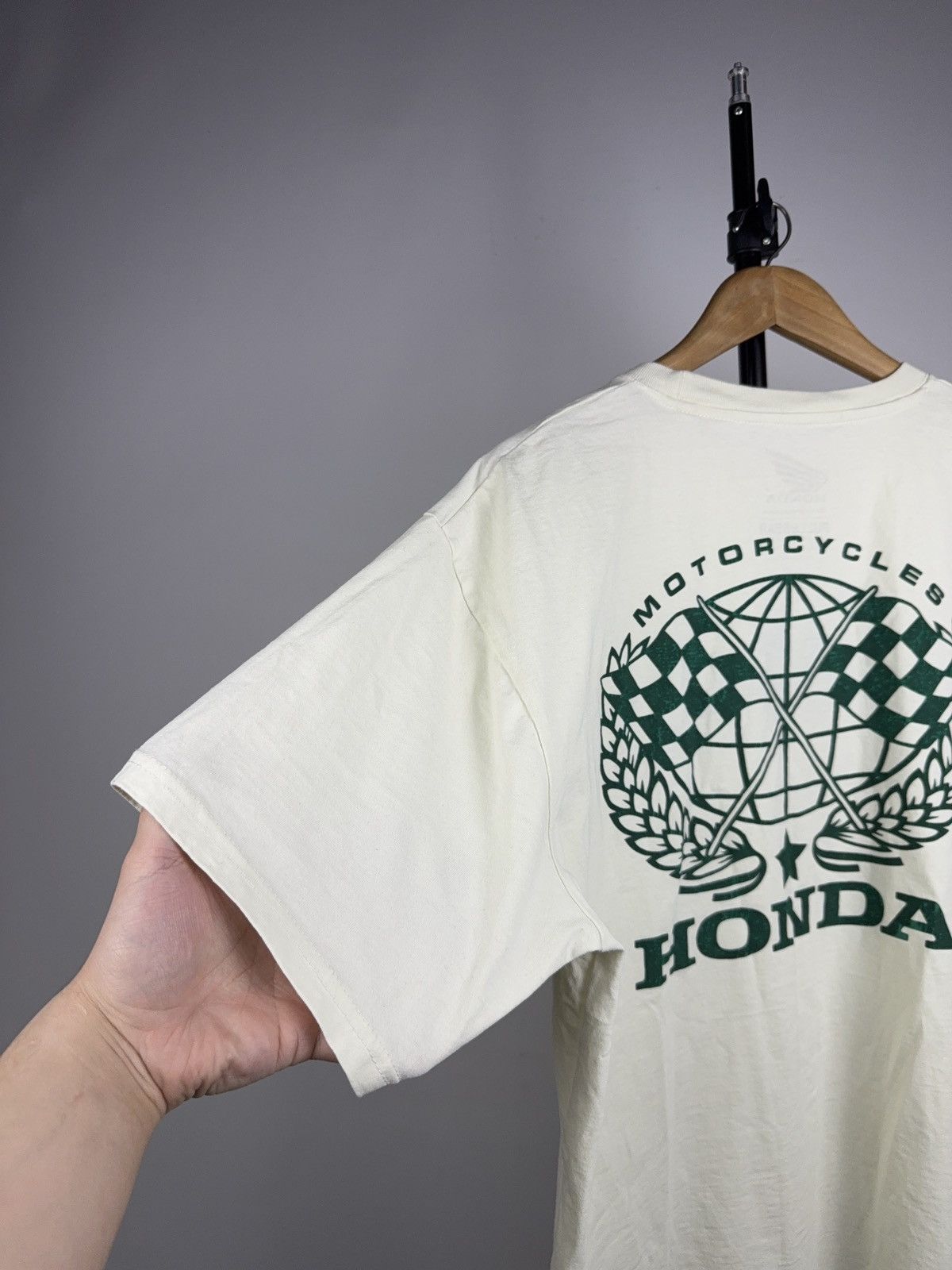 Honda Honda Racing T Shirt Y2K Moto Graphic Pull&Bear blank Tee Size US M / EU 48-50 / 2 - 9 Thumbnail