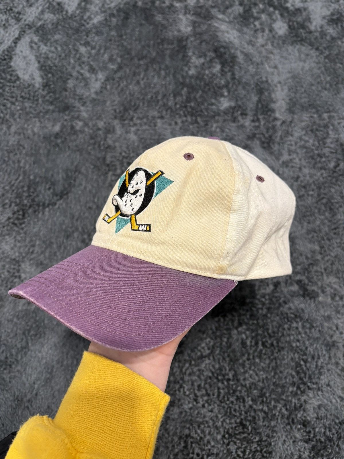 NHL Vintage 90s NHL Mighty Ducks Cap Size ONE SIZE - 4 Thumbnail