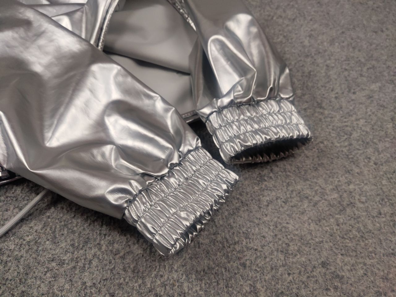 Rains Rains String Design silver foil raincoat Hooded Jacket Size US S / EU 44-46 / 1 - 11 Thumbnail