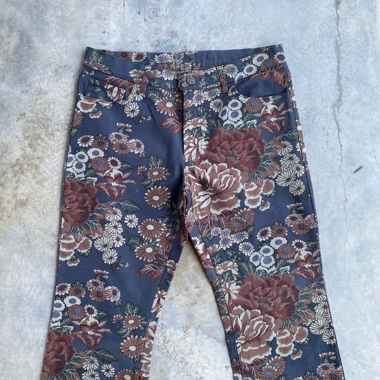 20471120 × Japanese Brand × Tornado Mart BJ05-23 FLARED JAPAN CHEALSEA OLD FLOWER SLIMFIT LOWRISE Size US 29 - 10 Thumbnail