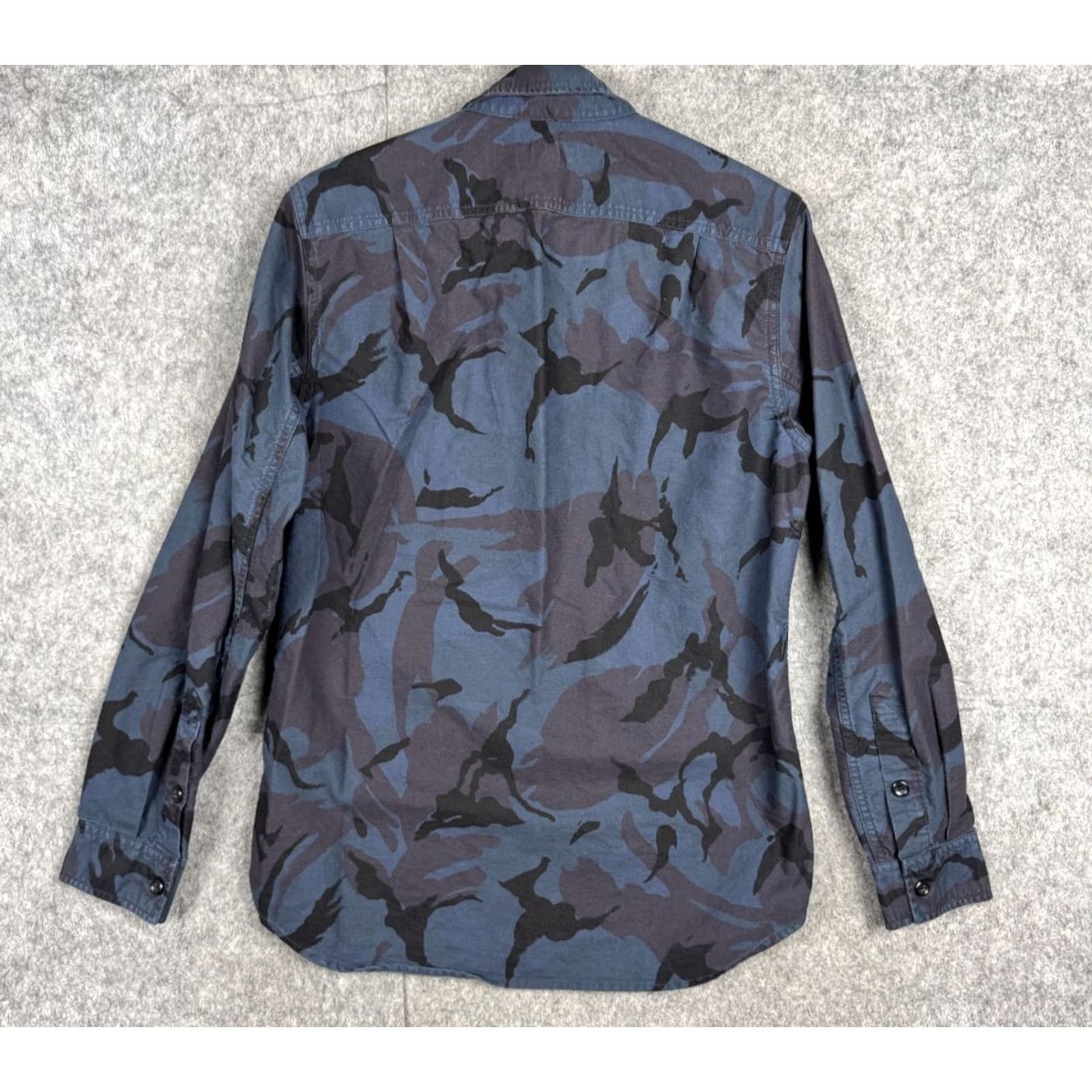 Wallace & Barnes Wallace & Barnes Shirt Men's Small Blue Camo Long Sleeve Button-Up Cotton Shirt Size US S / EU 44-46 / 1 - 2 Thumbnail