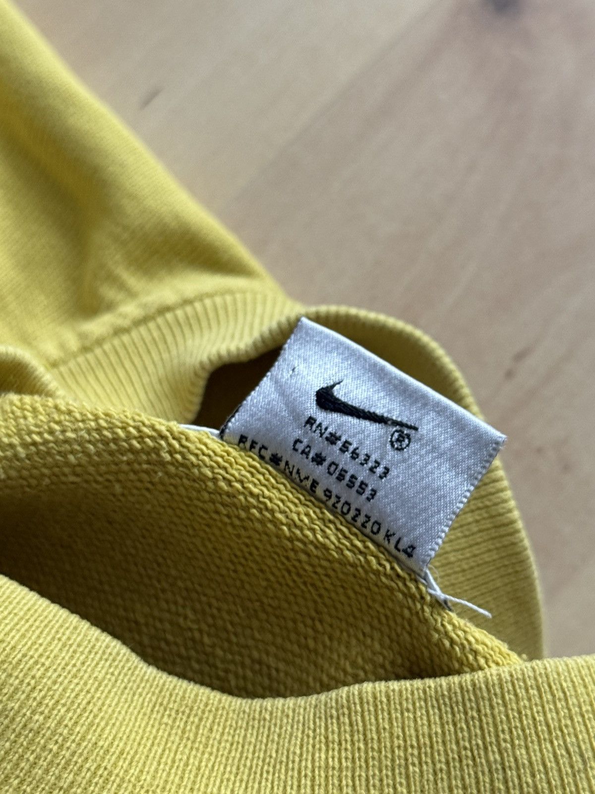 Nike 00’s Nike vintage swoosh boxy sweatshirt Size US S / EU 44-46 / 1 - 6 Thumbnail