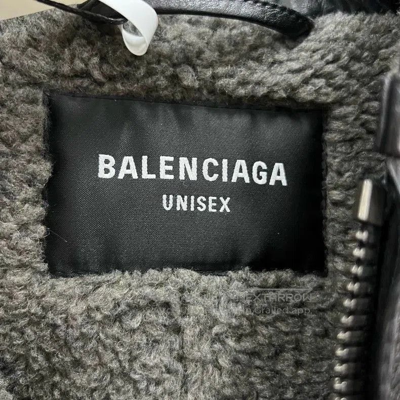 Balenciaga Balenciaga Shearling Hooded Jacket. Size US XS / EU 42 / 0 - 3 Thumbnail