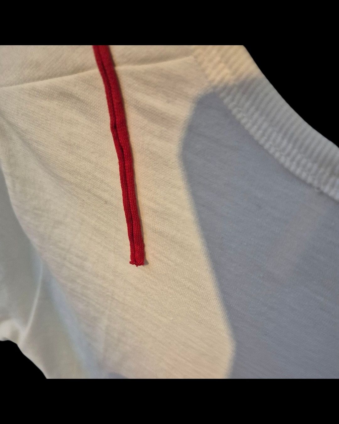 Other Christoph Broich “Nano” Tee /red zig-zag cut detail Size XS / US 0-2 / IT 36-38 - 10 Thumbnail