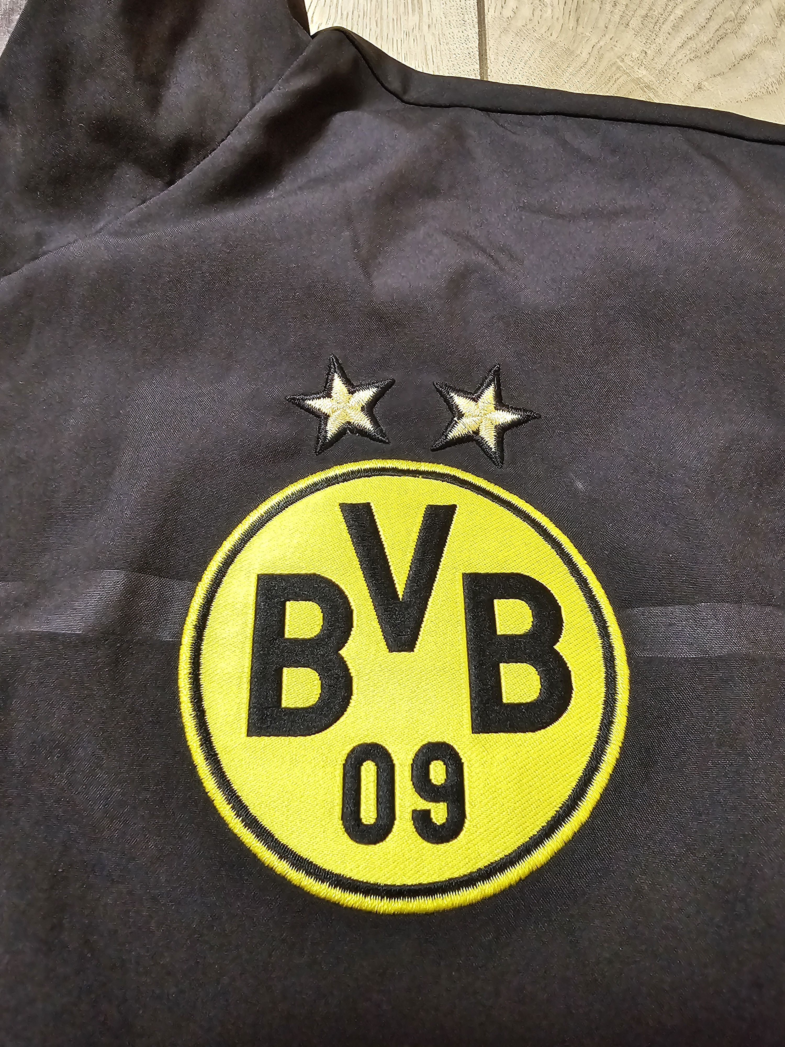 Puma BORUSSIA DORTMUND TRAINING FOOTBALL JACKET BVB SOCCER JACKET Size US XL / EU 56 / 4 - 4 Thumbnail