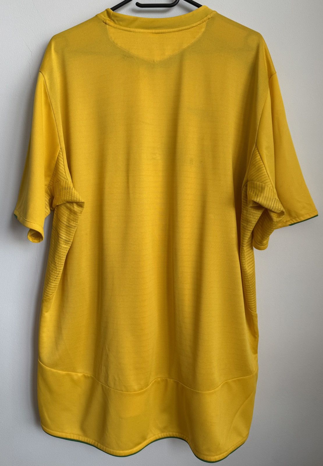 Umbro Vintage Nottingham Forest Umbro Jersey 2006-2007 Size US XXL / EU 58 / 5 - 2 Thumbnail
