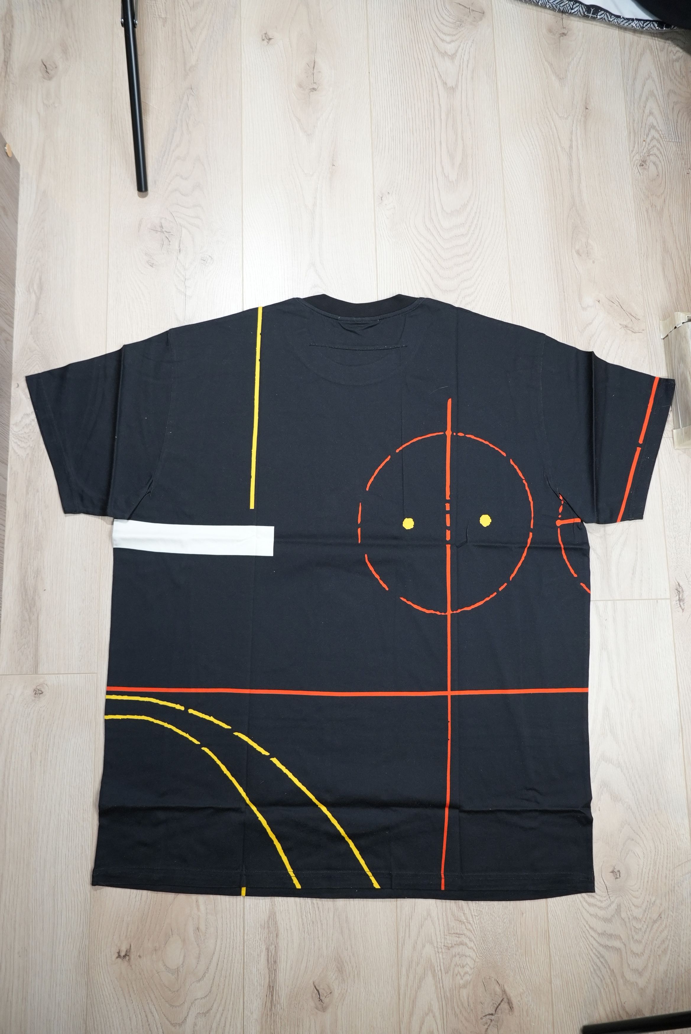 Givenchy Givenchy Basketball court Tisci Era archive tee abstract Size US XL / EU 56 / 4 - 2 Thumbnail