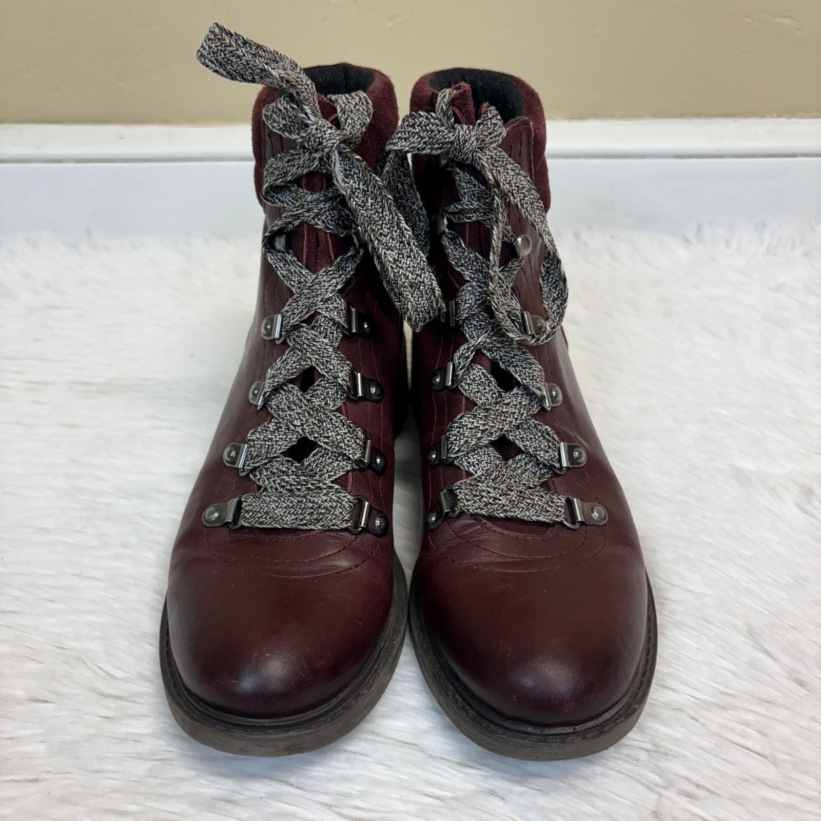 Sam Edelman Sam Edelman Darrah Dark Red Wine Suede Leather Hiking Size 7 Size US 7 / IT 37 - 2 Thumbnail