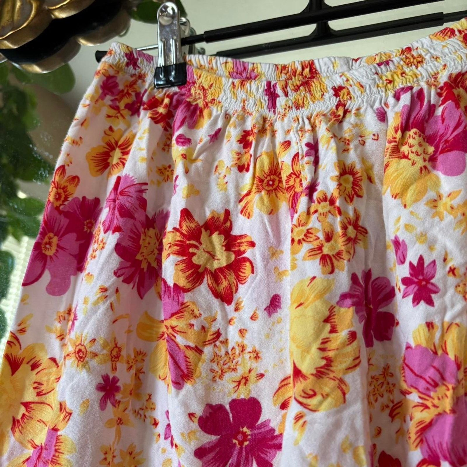 Vintage Vintage Pink Floral Capri / Bermuda Shorts Lightweight 23 Size 23" - 4 Thumbnail