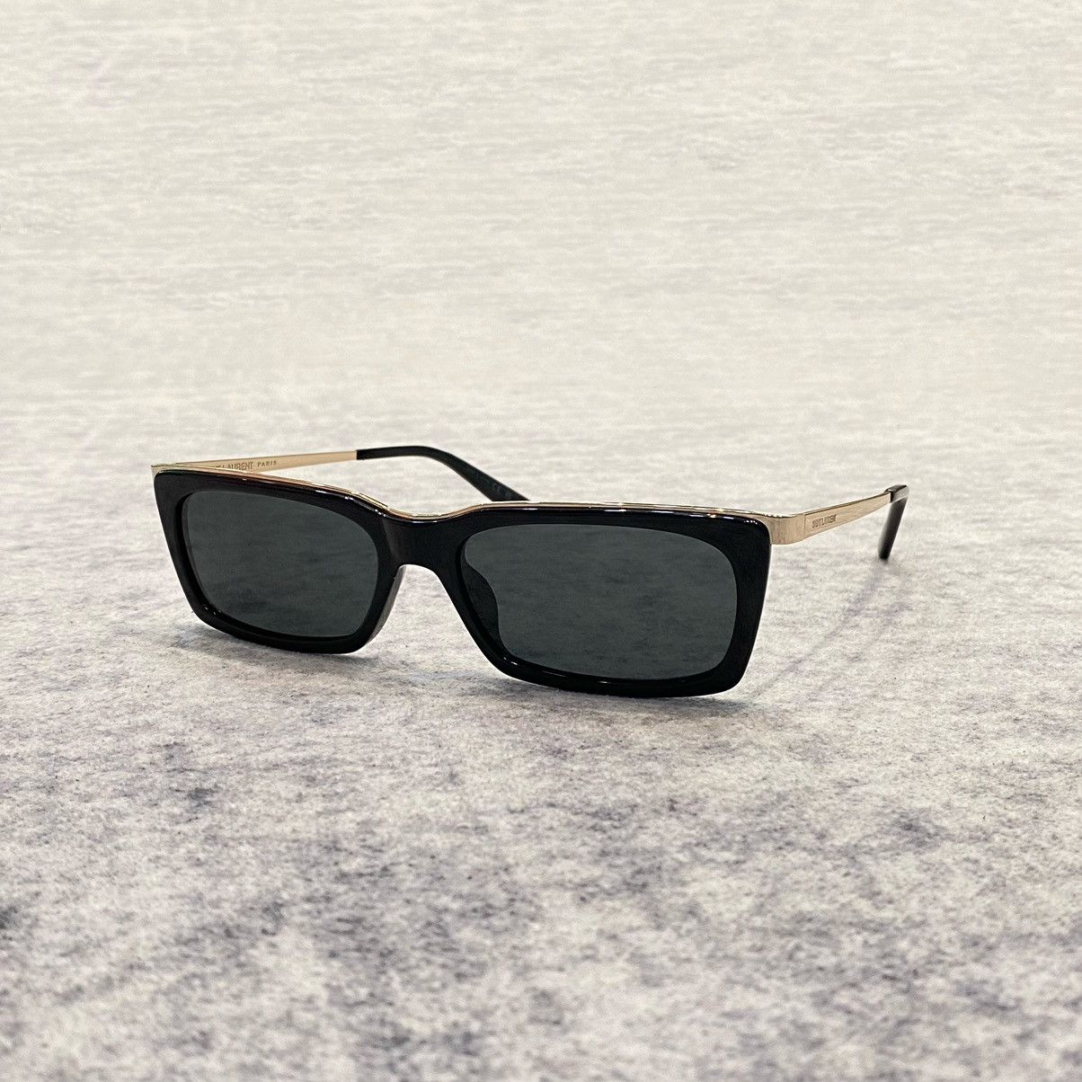 Saint Laurent Paris SAINT LAURENT SL 766 001 GOLD BLACK Size ONE SIZE - 1 Thumbnail