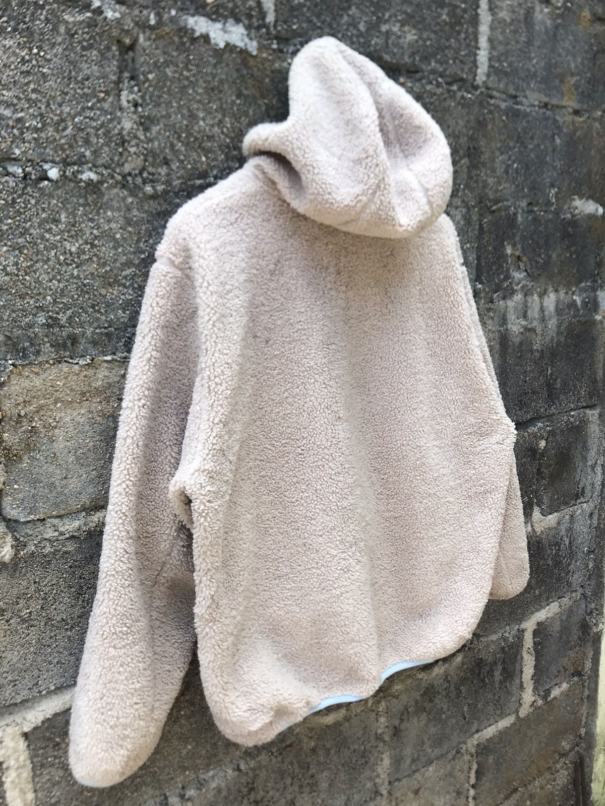 JW Anderson × Uniqlo 🔥JW.Anderson Uniqlo Hooded Deep Pile Fleece Sweater- L Size US L / EU 52-54 / 3 - 11 Thumbnail