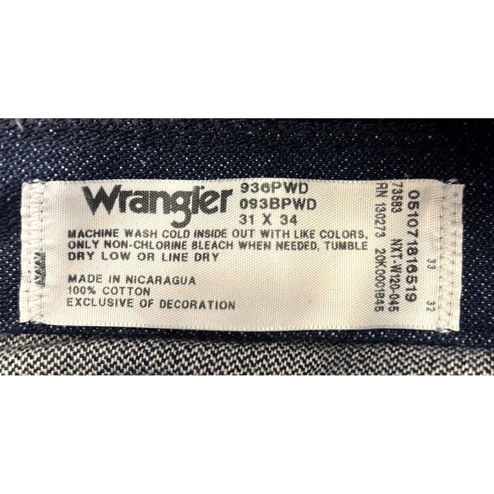 Wrangler VINTAGE Wrangler 31x34 Cowboy Cut Slim Fit Jeans Mens 100% Cotton Denim NWT Wrangler Cowboy Cut Blue 5-Pocket Rise 11.5" Belt Loops Nicaragua Size US 31 - 5 Thumbnail
