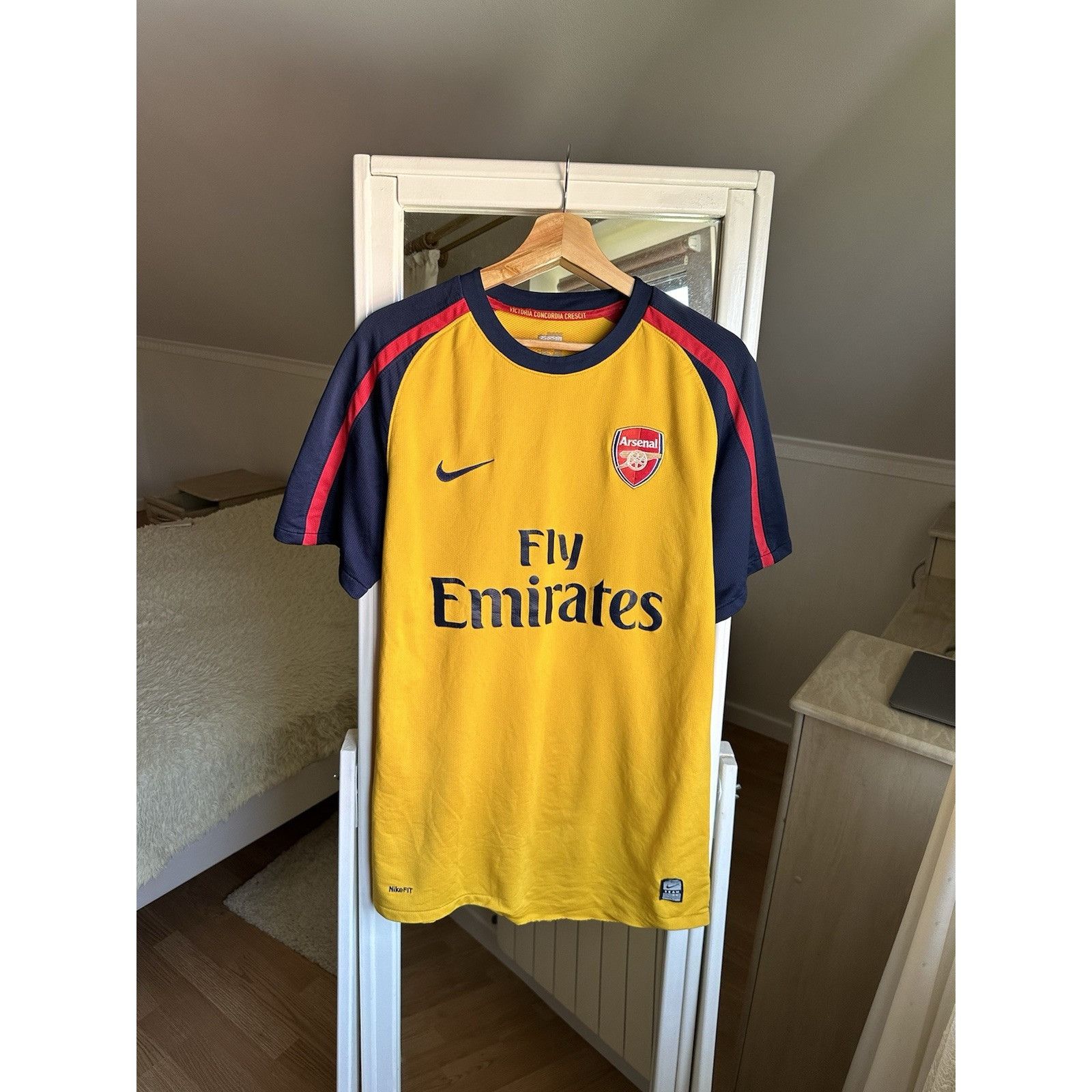 Nike ARSENAL LONDON 2008 2009 AWAY FOOTBALL SHIRT SOCCER JERSEY N Size US M / EU 48-50 / 2 - 2 Thumbnail