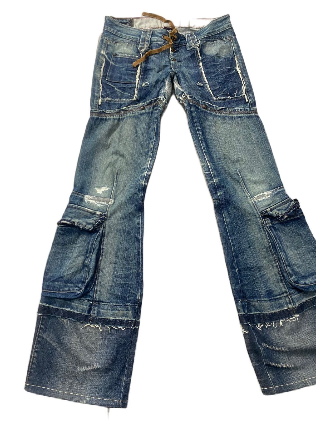 Marithe + Francois Girbaud MARITHE FRANCOIS GIRBAUD LOW RISE FLARE DISTRESS STYLE Size US 32 / EU 48 - 2 Thumbnail