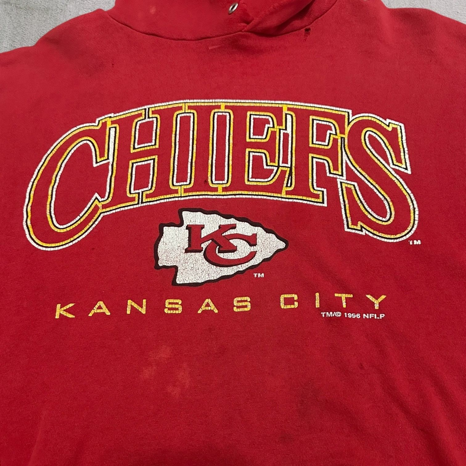 Tultex Kansas City chiefs 1996 beat up sweatshirt red Size US XL / EU 56 / 4 - 3 Thumbnail