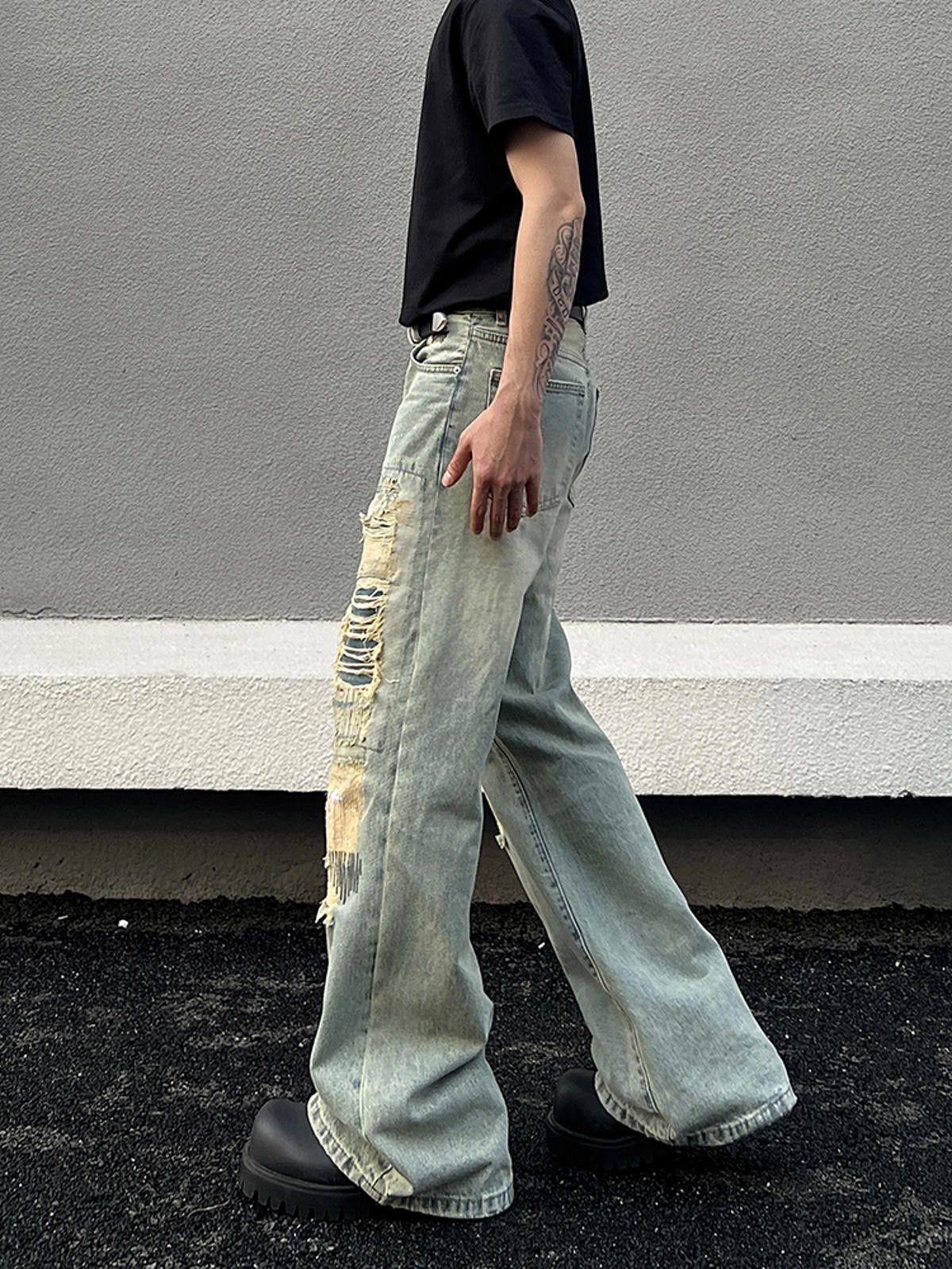 Vintage Ripped Distressed Light Blue Wide-Leg Jeans Size US 32 / EU 48 - 4 Thumbnail