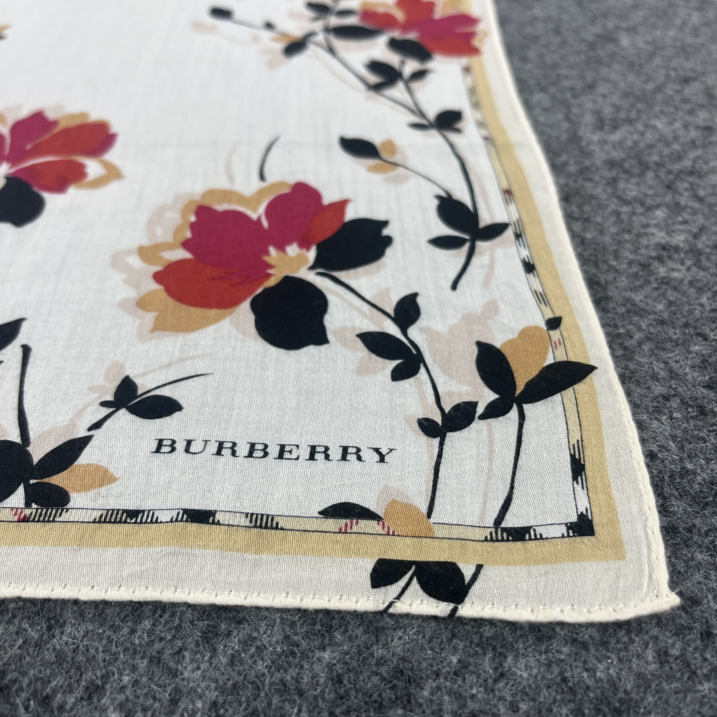 Burberry Burberry Handkerchief / Bandana / Neckerchief B089 Size ONE SIZE - 5 Thumbnail