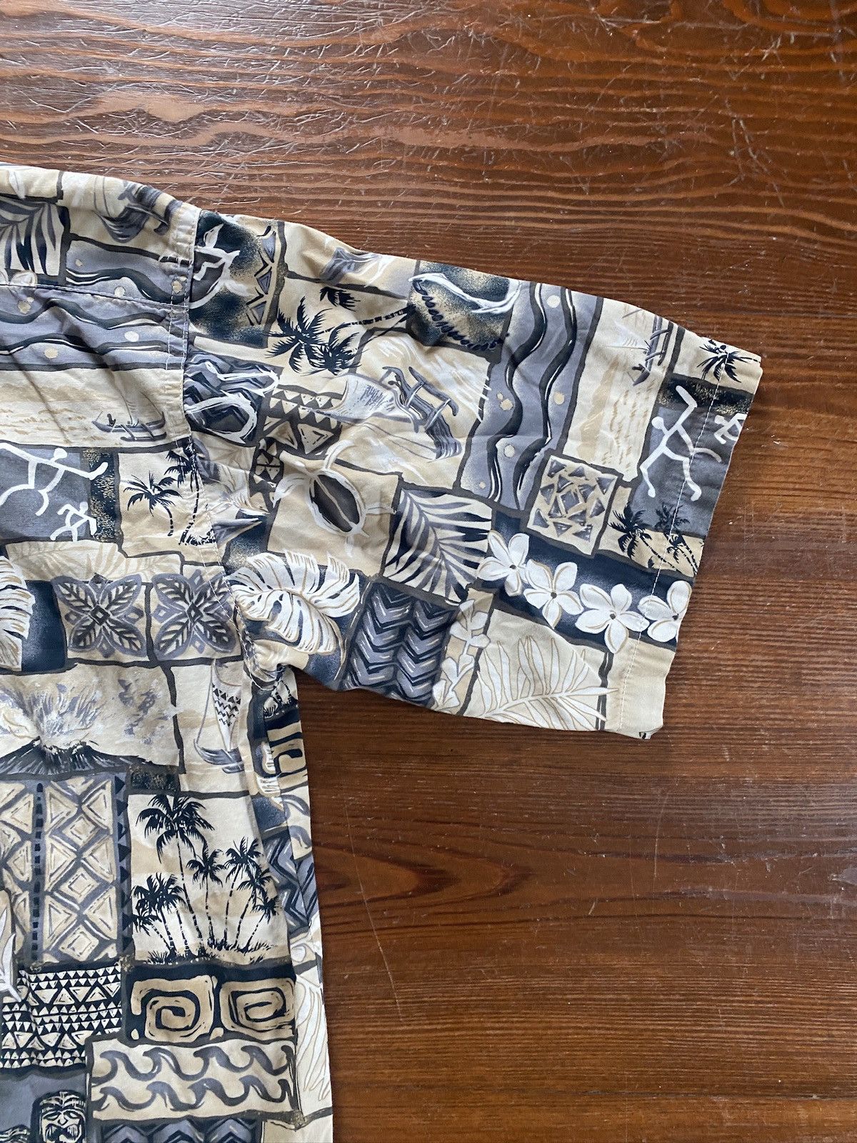 Vintage Vintage 80’s Hawaiian Beach Tribal Button Up Style Polo Size US XS / EU 42 / 0 - 16 Thumbnail