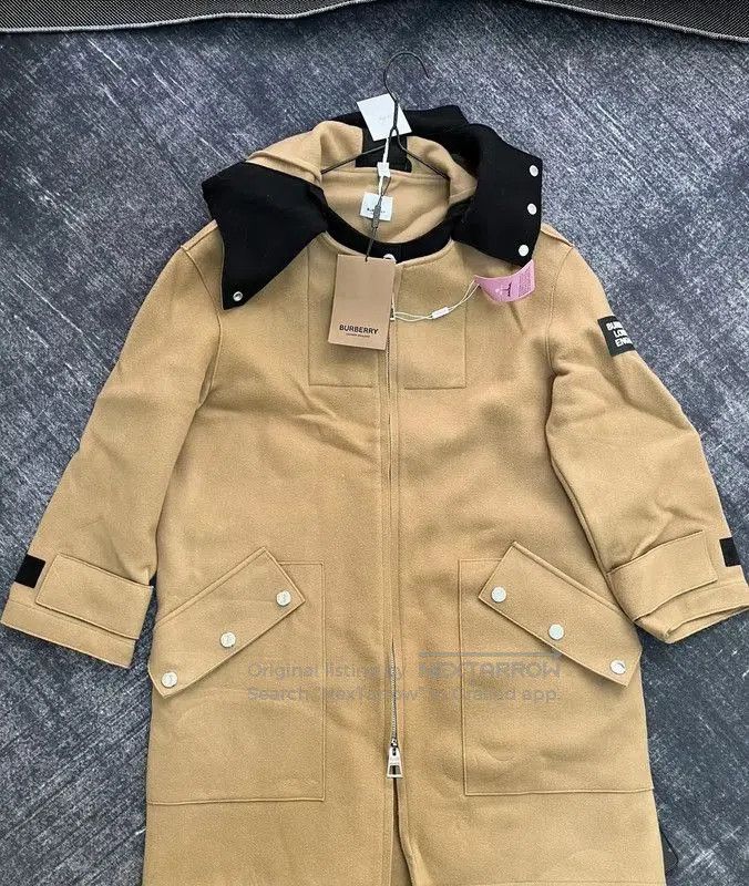 Burberry Burberry Khaki Wool Mid-Length Women's Coat. Size L / US 10 / IT 46 - 1 Thumbnail