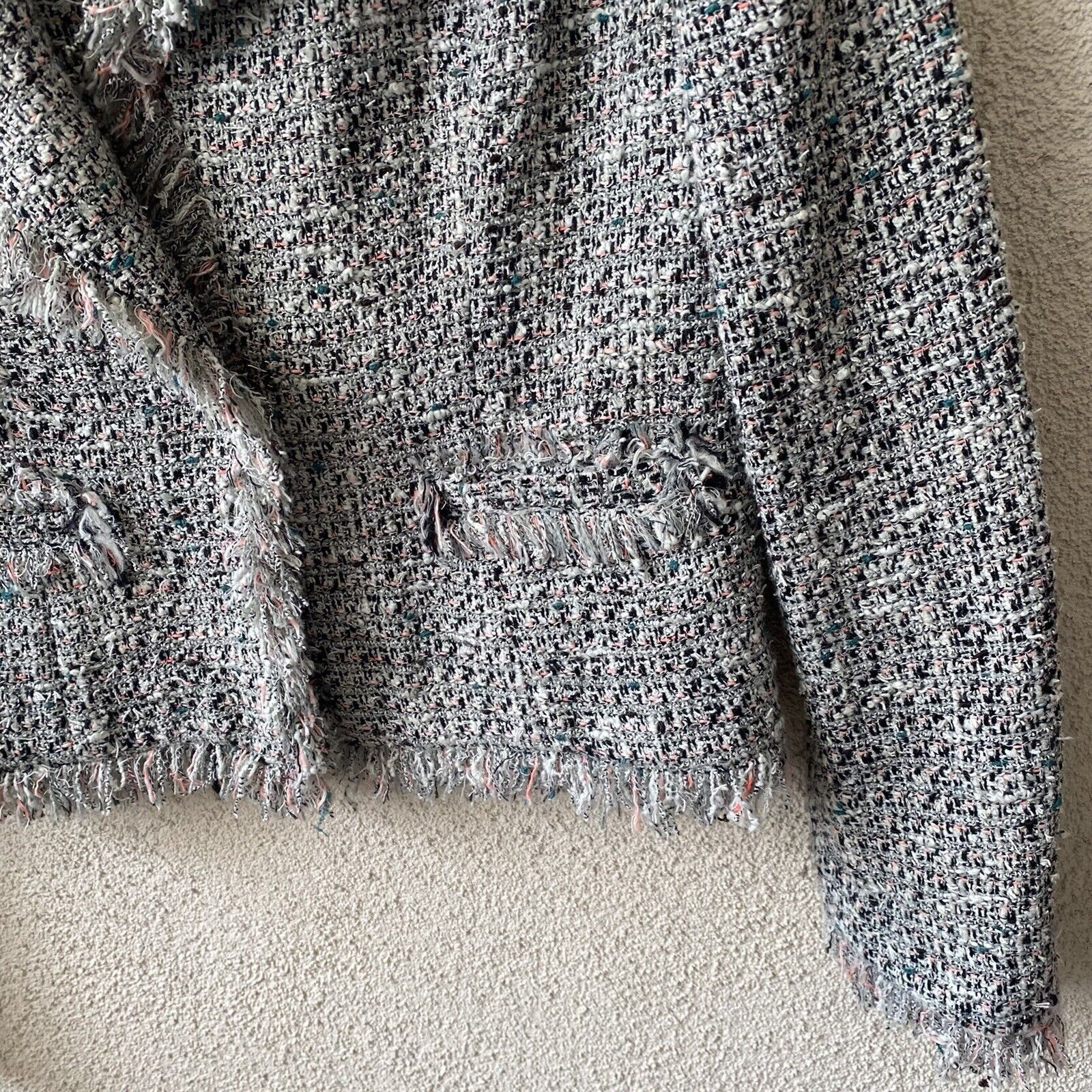 INTERMIX Intermix Womens Jacket Black White Fringed Tweed Blazer Fray Size XS / US 0-2 / IT 36-38 - 5 Thumbnail