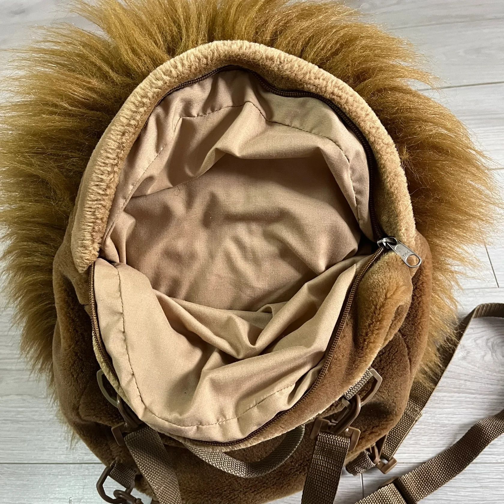 Star Wars Star Wars 90's Chewbacca Head Backpack Size ONE SIZE - 8 Thumbnail