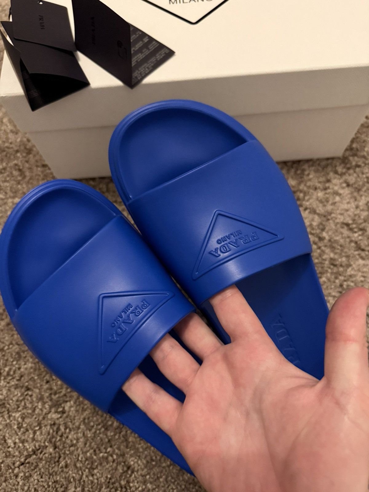 Prada Prada beach slip on slides logo plaque blue 41 Size US 8 / EU 41 - 5 Thumbnail