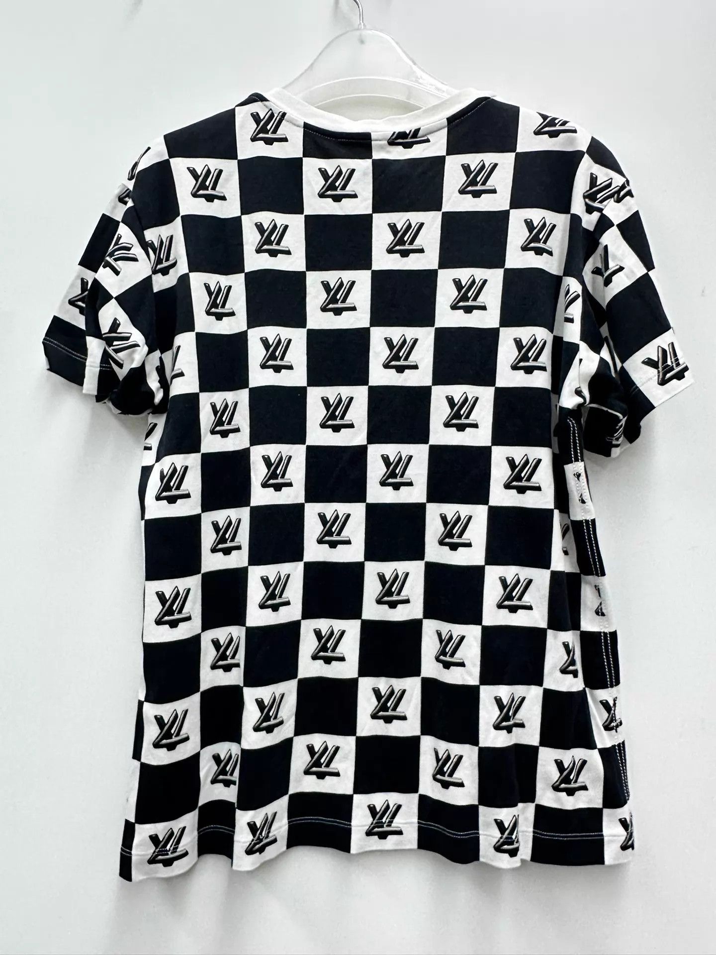 Louis Vuitton Louis Vuitton All Over Print SS T-Shirt M Size US M / EU 48-50 / 2 - 2 Thumbnail