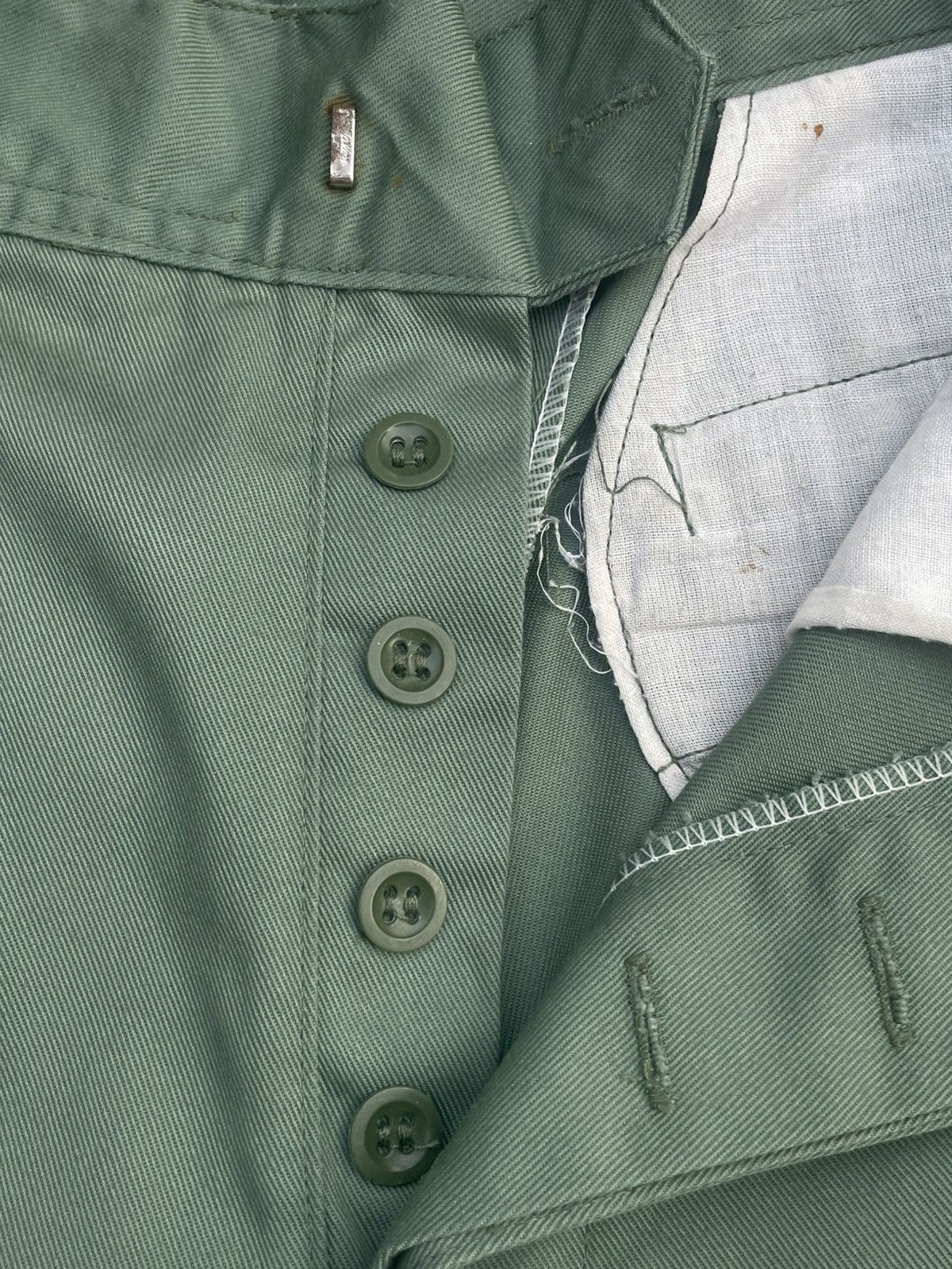 Vintage Vintage Malaysian Army Trouser Size US 26 / EU 42 - 15 Thumbnail