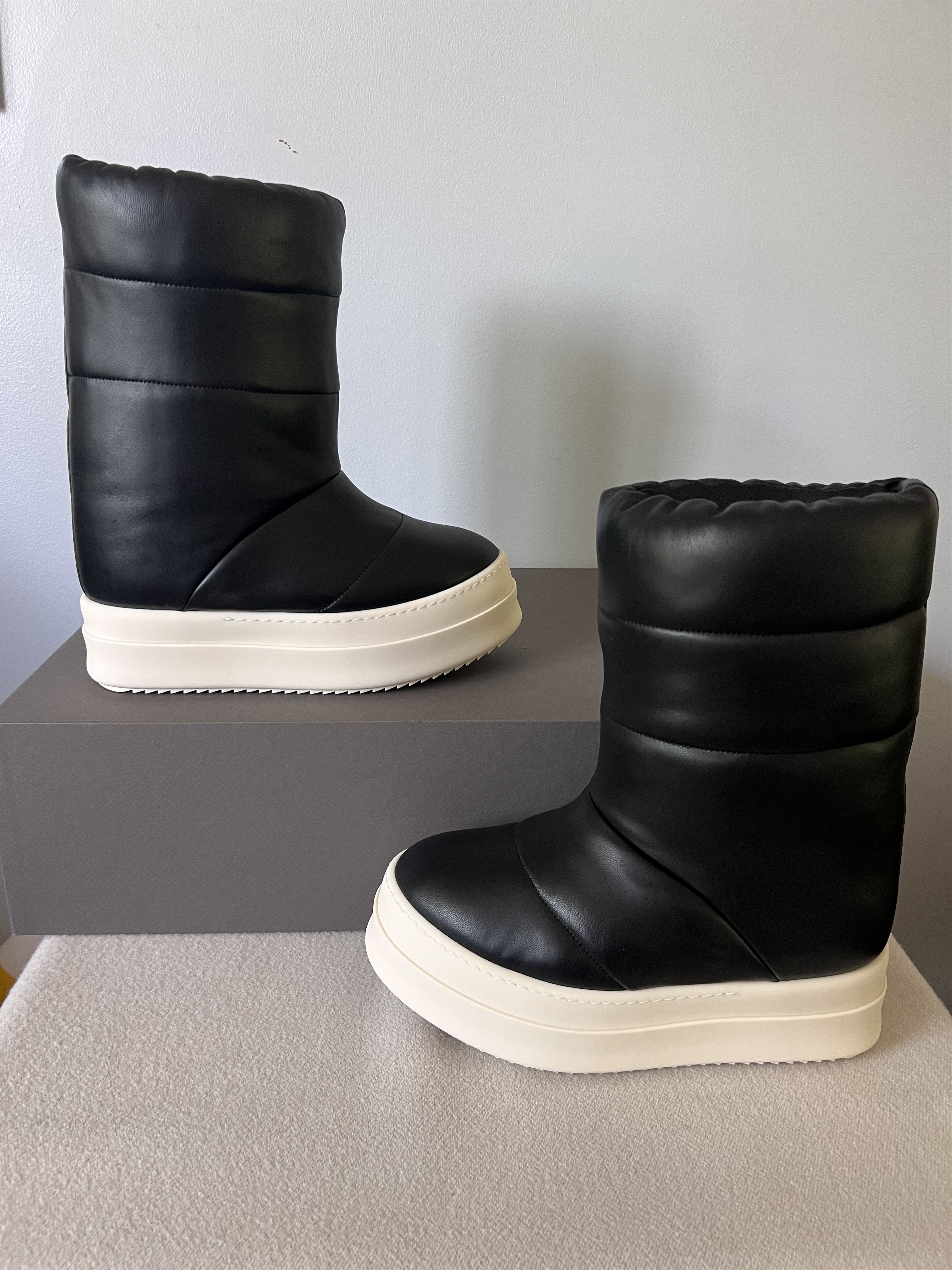 Rick Owens Rick Owens Mega Bumper Lunar Boots in Black Leather Size US 7 / EU 40 - 2 Thumbnail