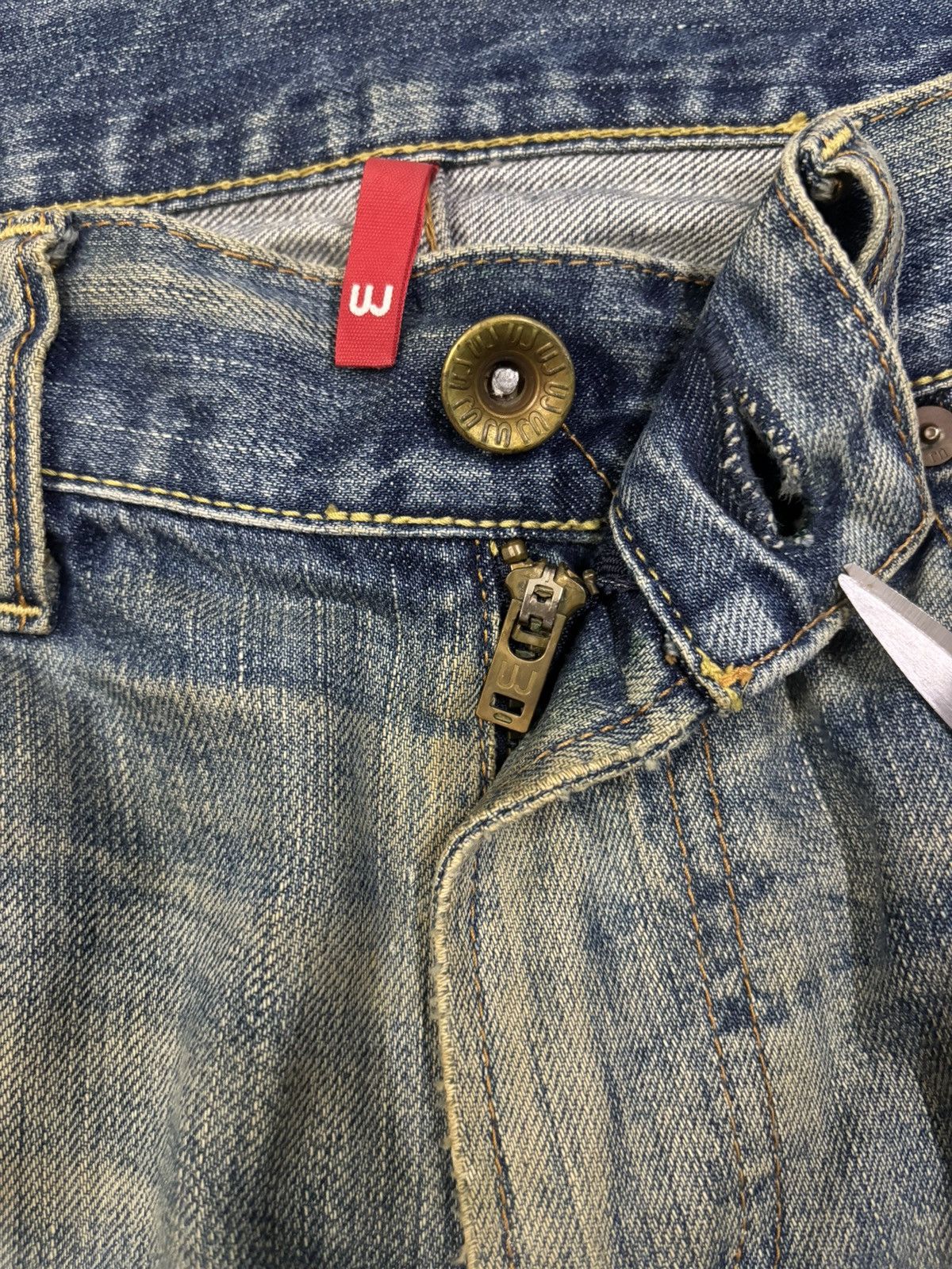 Undercover × Uniqlo Vintage Uniqlo S002 Mud Wash Distressed Grunge Jeans Size US 31 - 4 Thumbnail