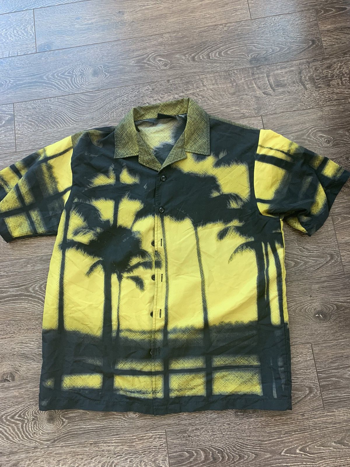 Japanese Brand × Vintage Yellow Palms Button Down Shirt Size US M / EU 48-50 / 2 - 1 Thumbnail