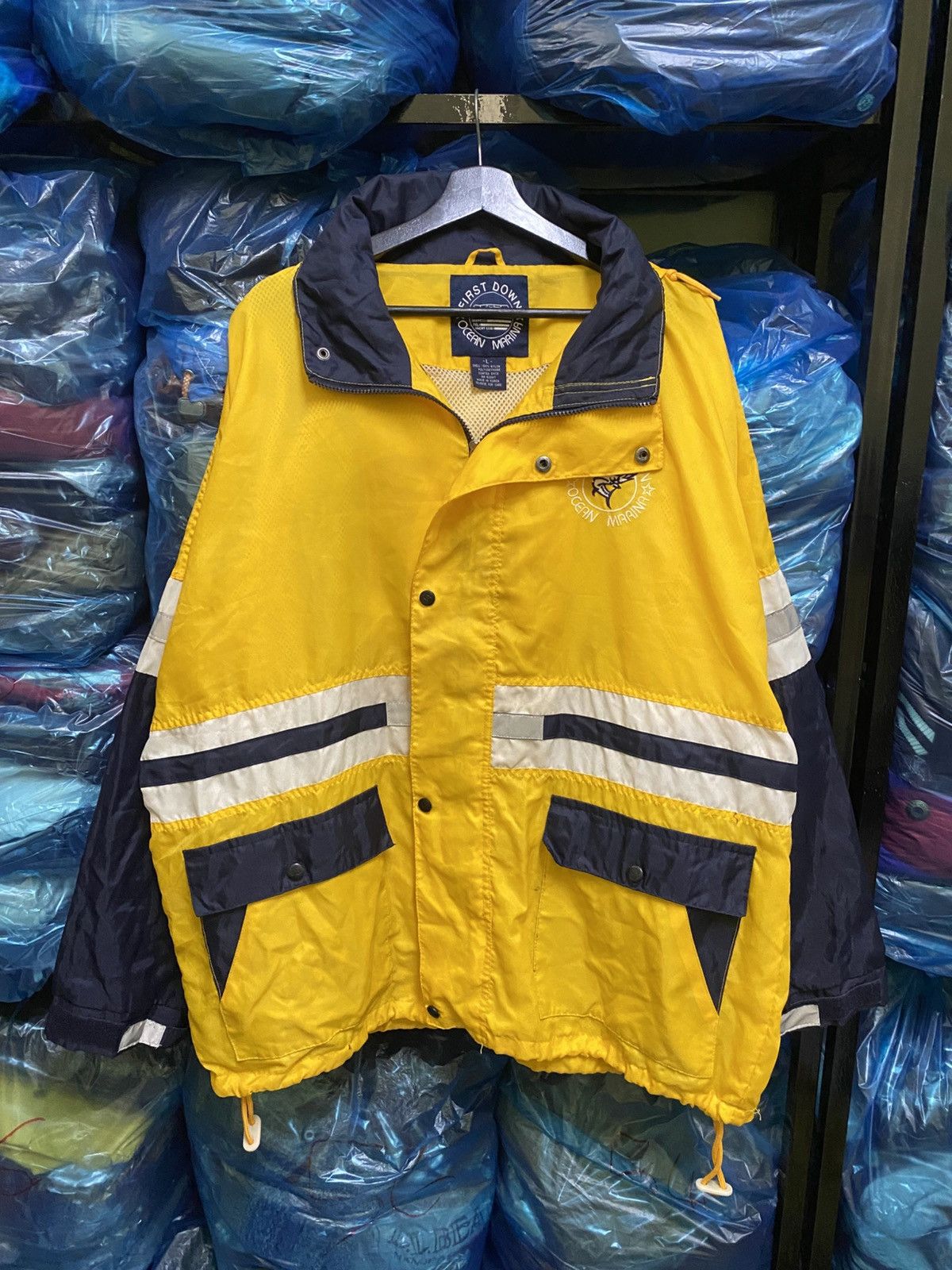 Vintage First Down Ocean Marina Sailing Jacket Yellow Nav Reflective Size US L / EU 52-54 / 3 - 3 Thumbnail