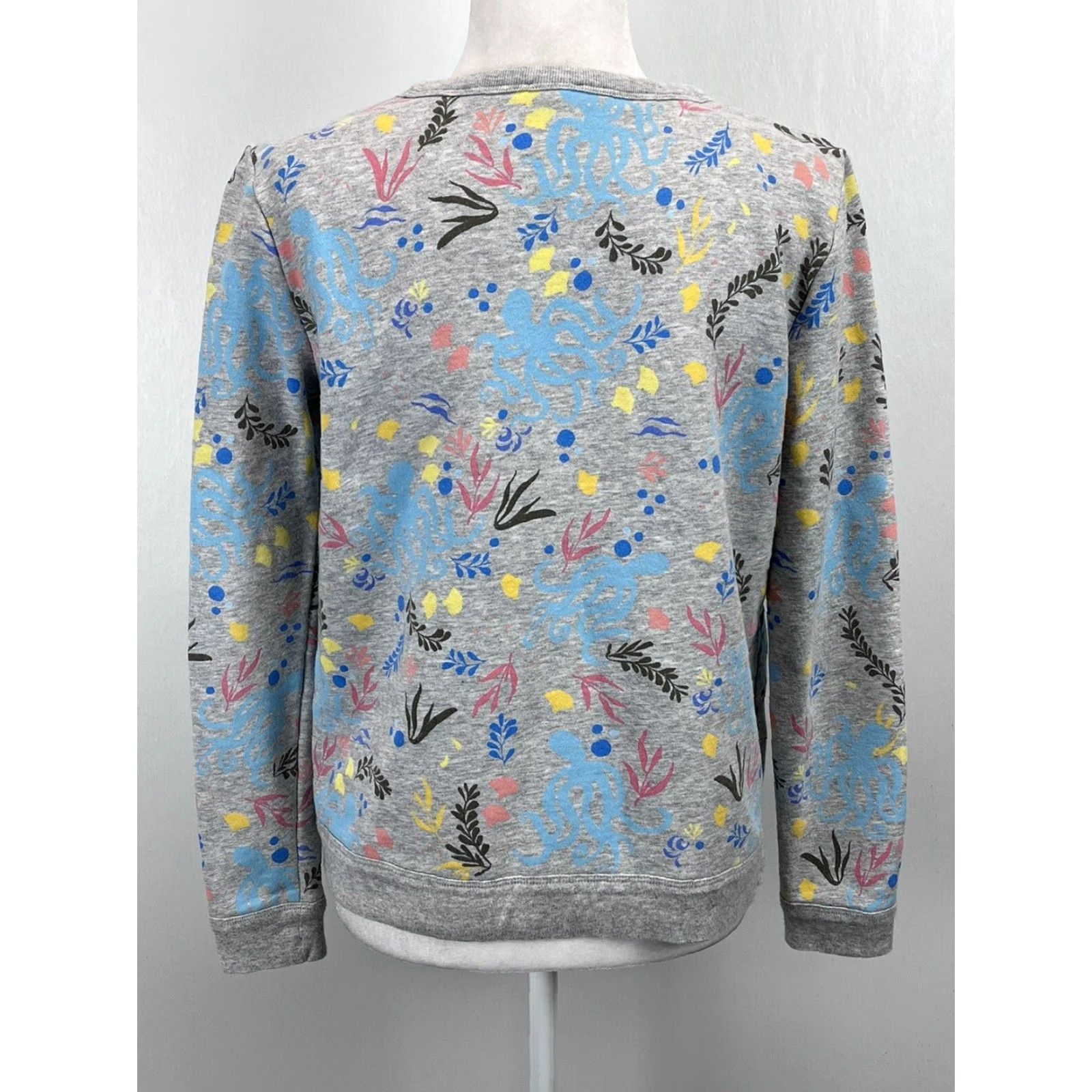 Talbots Talbots Sea Life Grey Crew Neck Sweatshirt Women's Small Long Sleeve Pullover Size S / US 4 / IT 40 - 3 Thumbnail