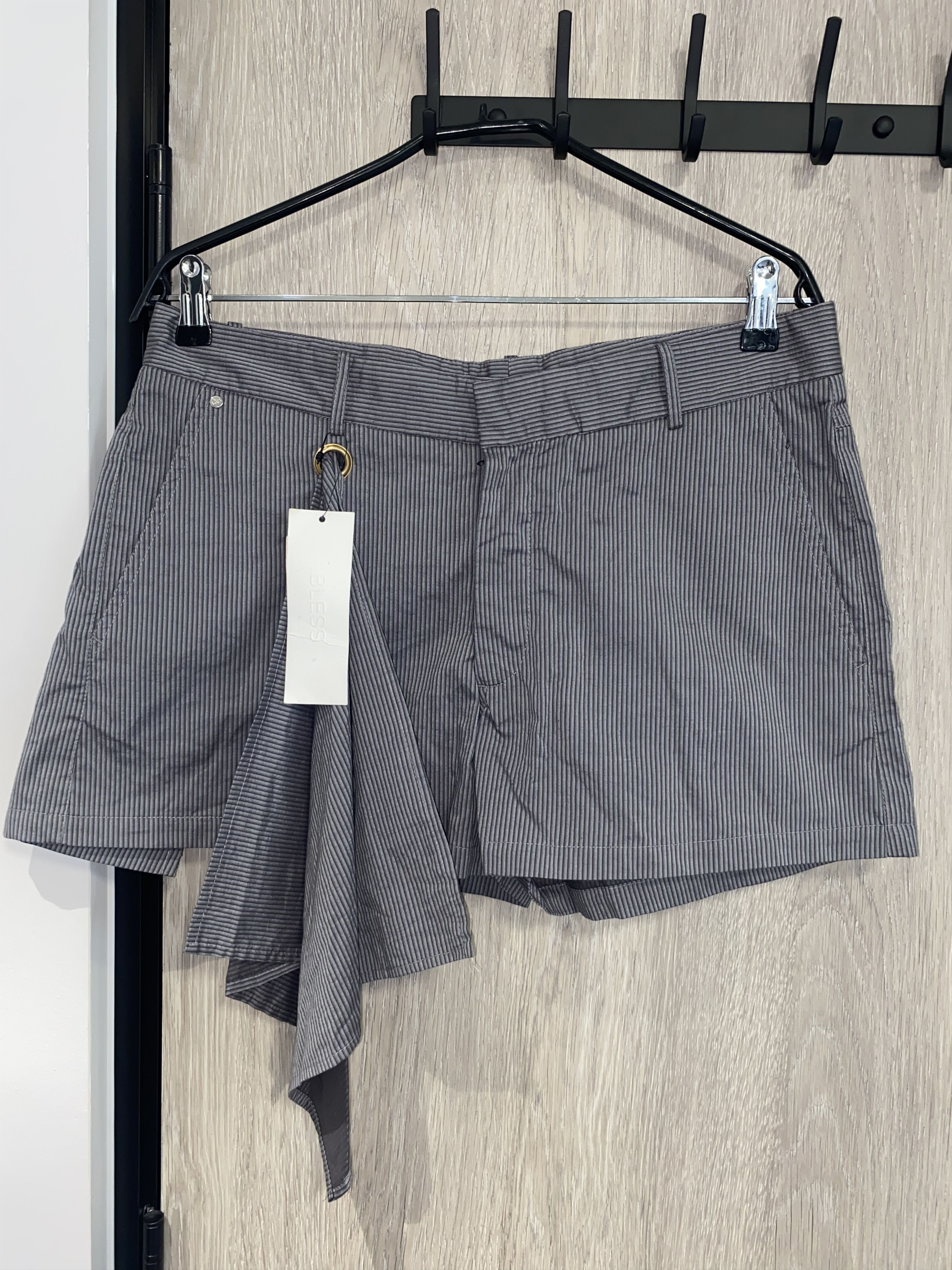 Bless bless n° 39 knotshorts Size 30" / US 8 / IT 44 - 3 Thumbnail