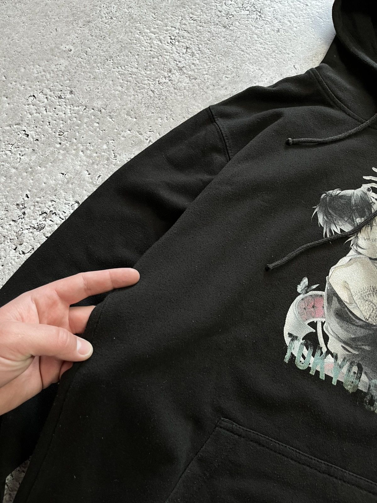 Vintage Tokyo Ghoul anime hoodie black fleece pullover sweatshirt L Size US L / EU 52-54 / 3 - 7 Thumbnail