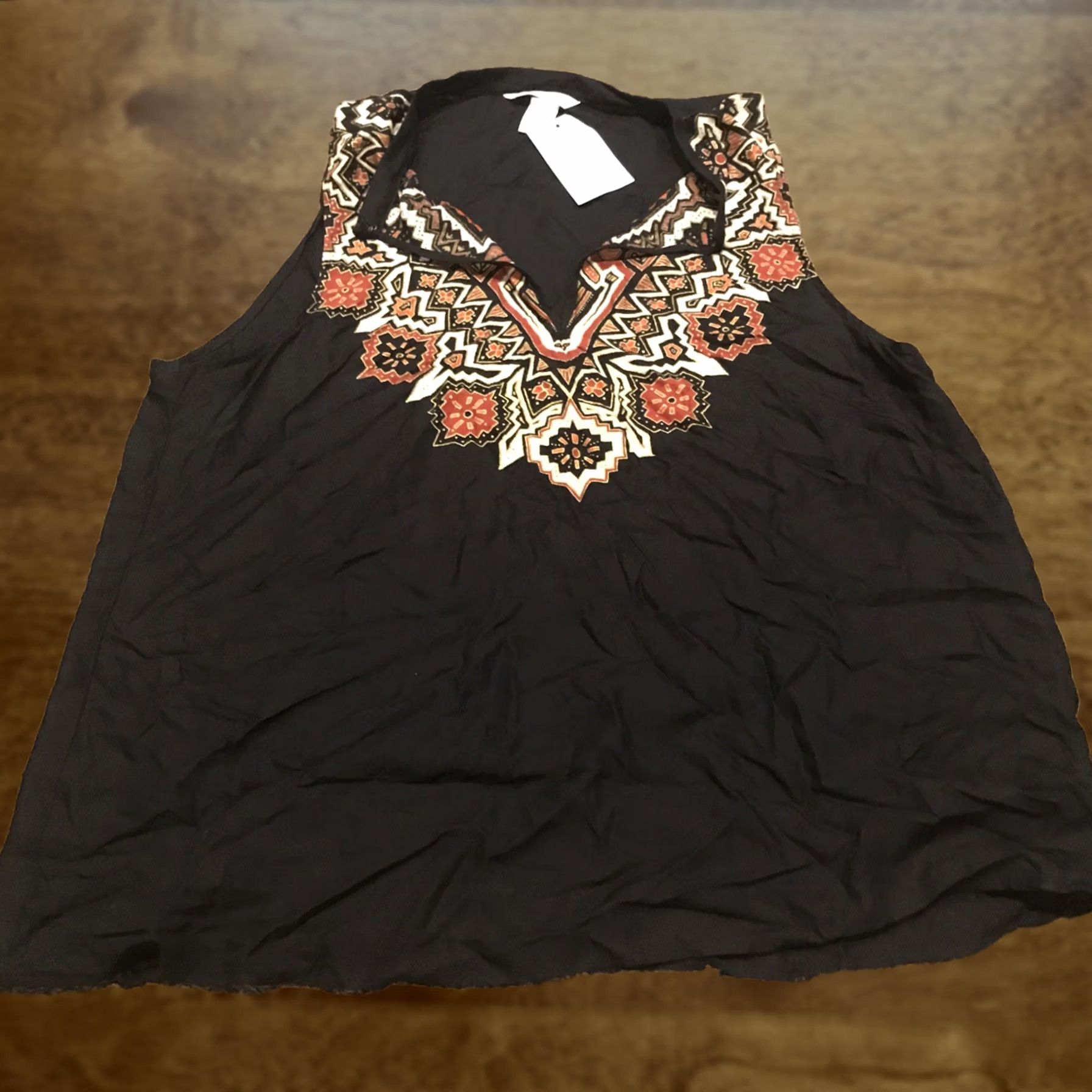 H&M H&M Blouse Shirt Womens Size 14 Black V-Neck Sleeveless NWT Regular Geometric Ruffle Lightweight Blouse Women (No Decade) Size XL / US 12-14 / IT 48-50 - 1 Thumbnail